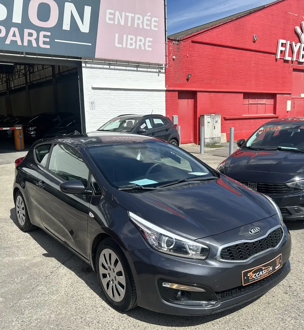 Kia Ceed / cee'd 1.4i 100CV - GPS - CARNET COMPLET - Garantie 1 an Gris - 2