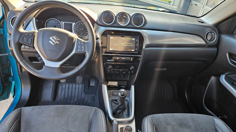 Suzuki Vitara 1.6 Comfort+ 4x4 — photo 9