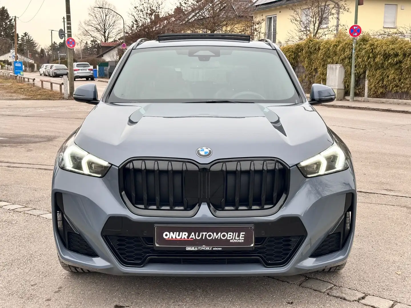 BMW X1 23d xDrive M-Sport Navi ACC Leder AHK Pano 20 Gris - 2