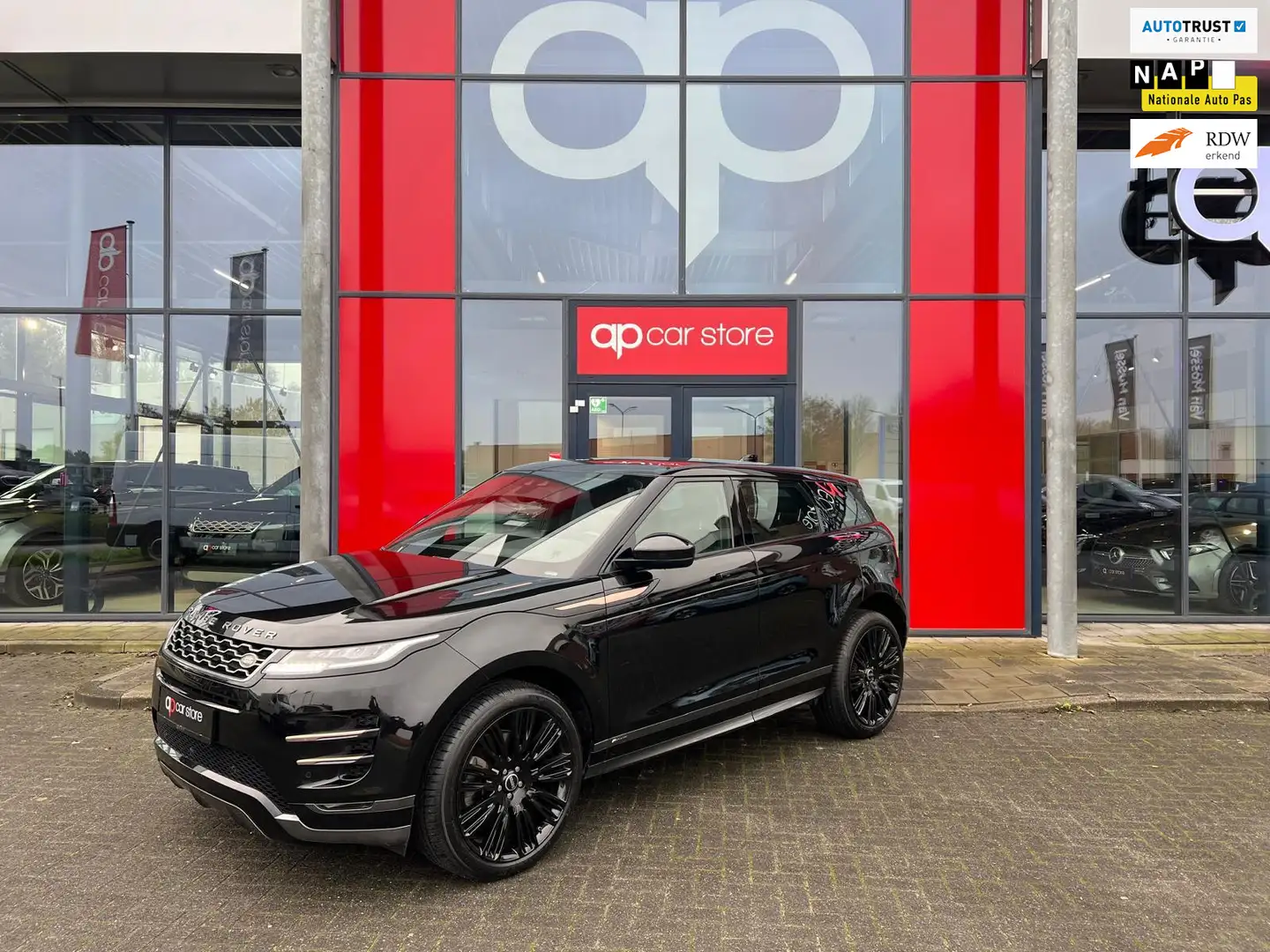Land Rover Range Rover Evoque 2.0 P200 AWD R-Dynamic Full Spec Noir - 1