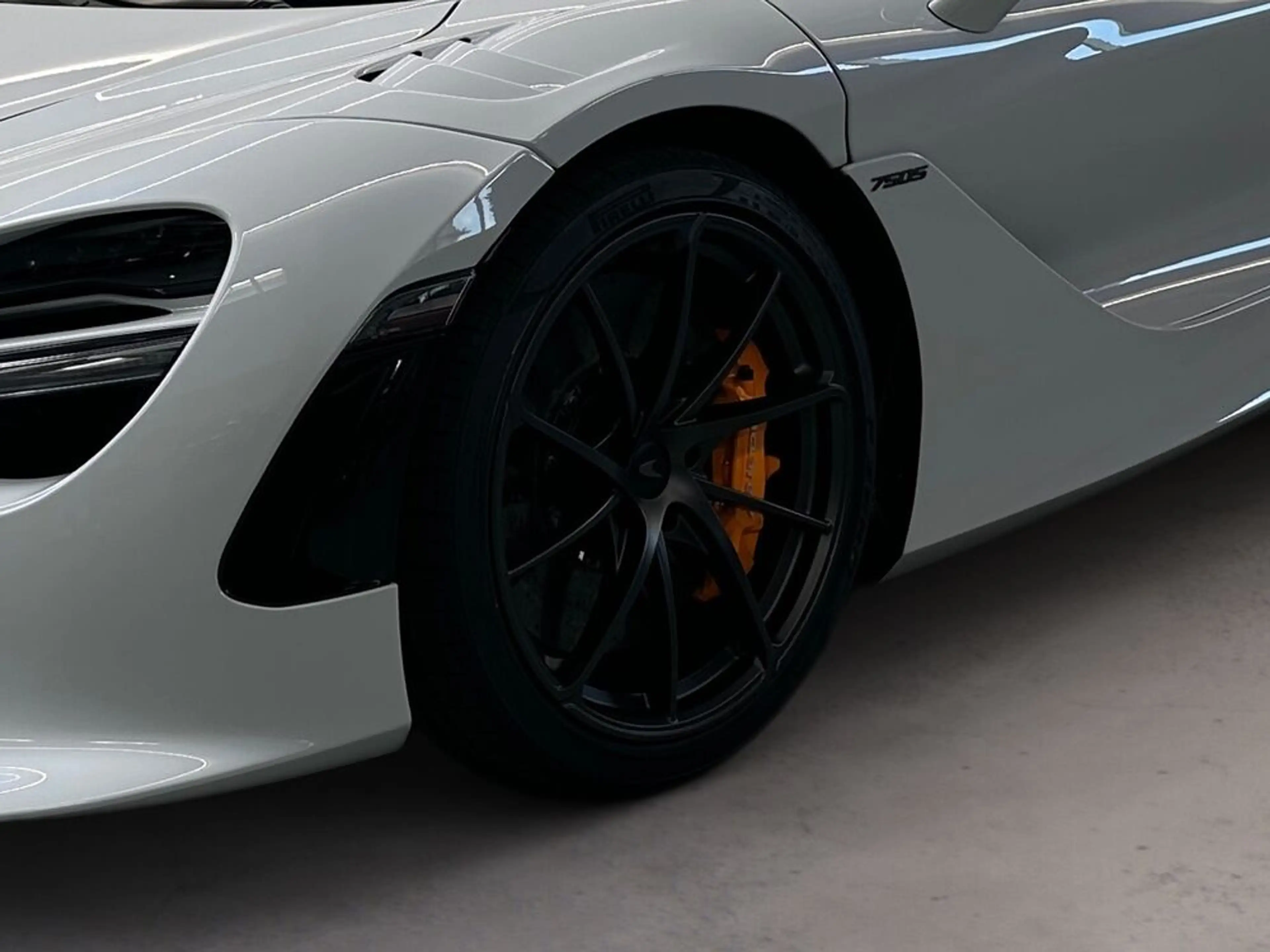 McLaren 750S 750S / Cirrus Grey / 360 / Lift / Motor Window — photo 5