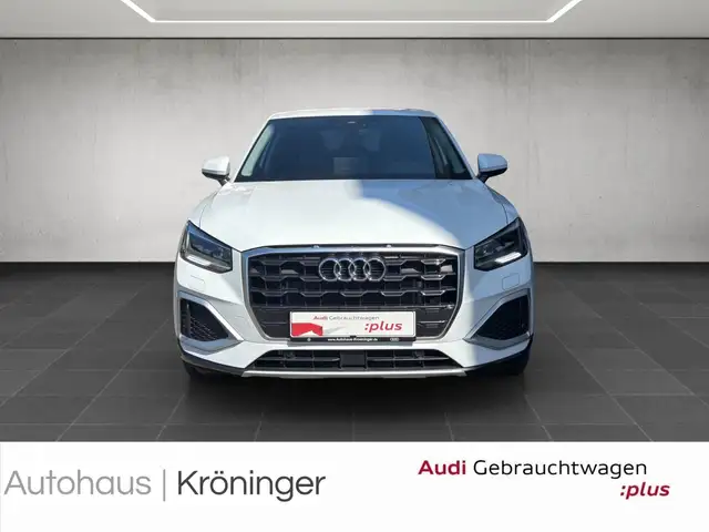 Audi Q2 view 5