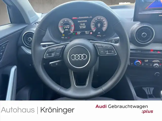 Audi Q2 view 11