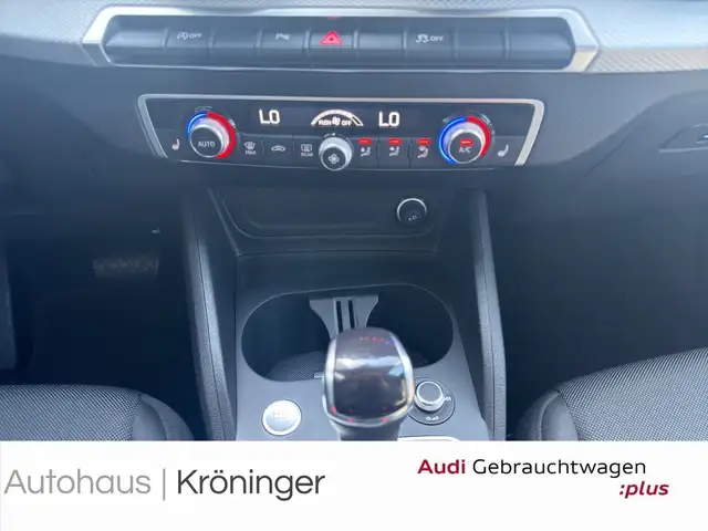 Audi Q2 view 14