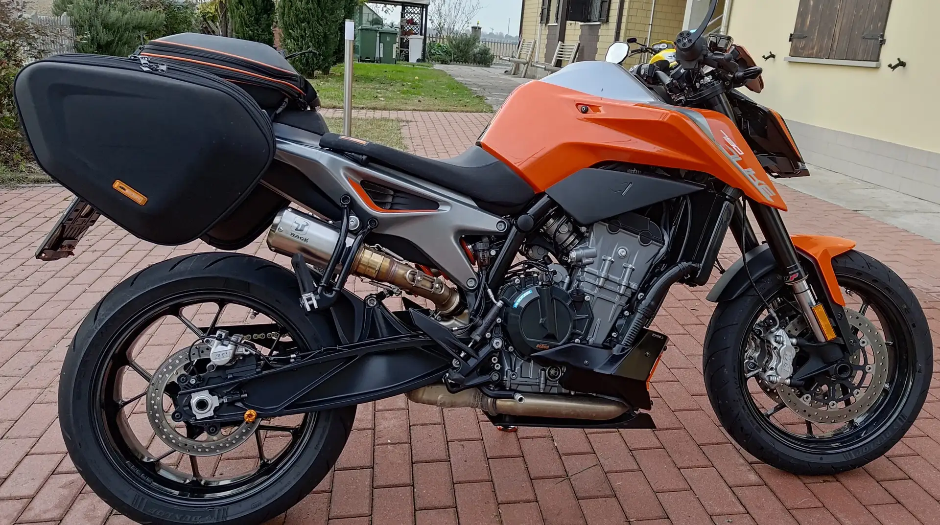 KTM 790 Duke Arancione - 1