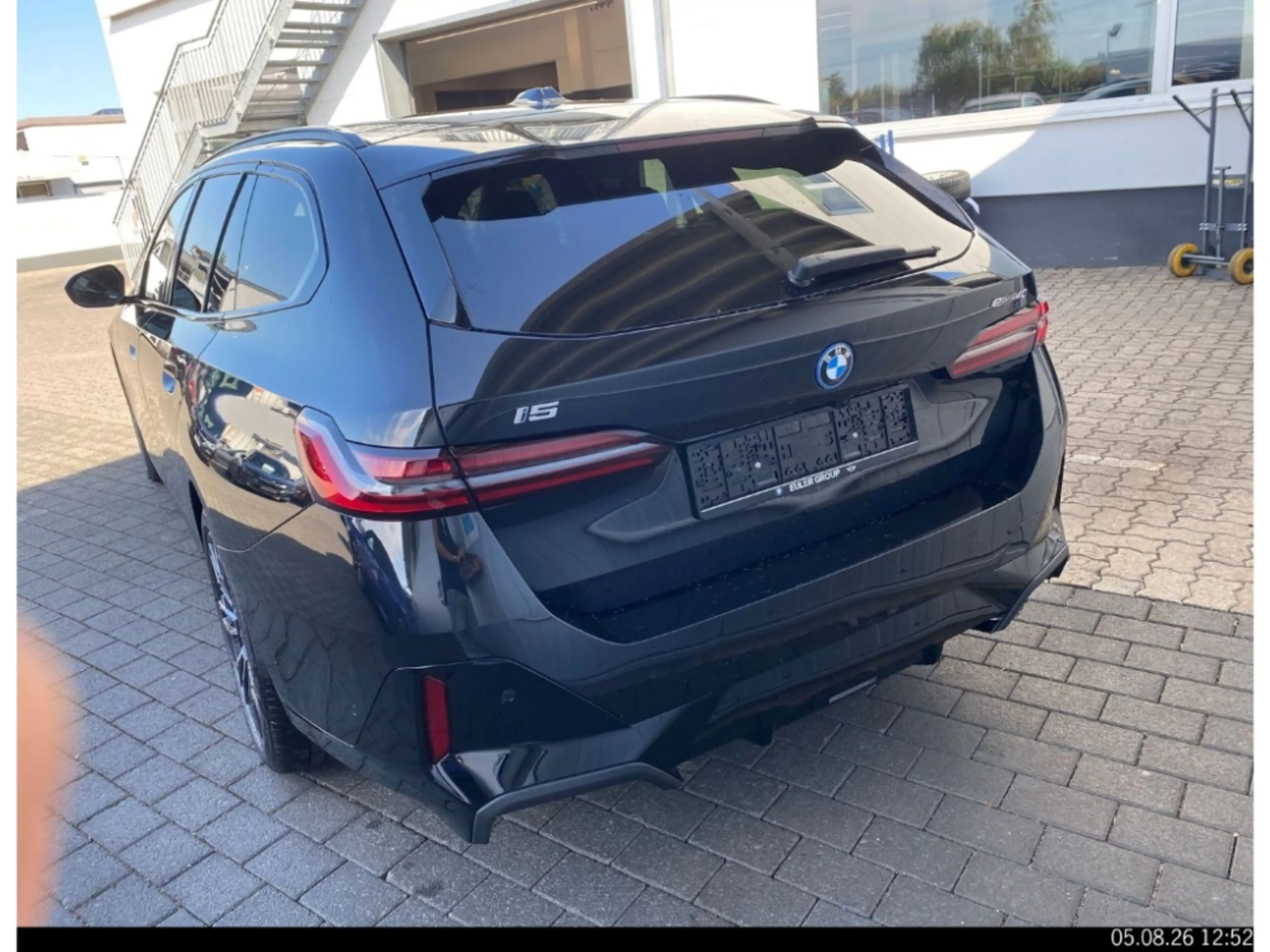 BMW i5 eDrive40 Touring Sportpaket Navi Digitales Cockpit — photo 6
