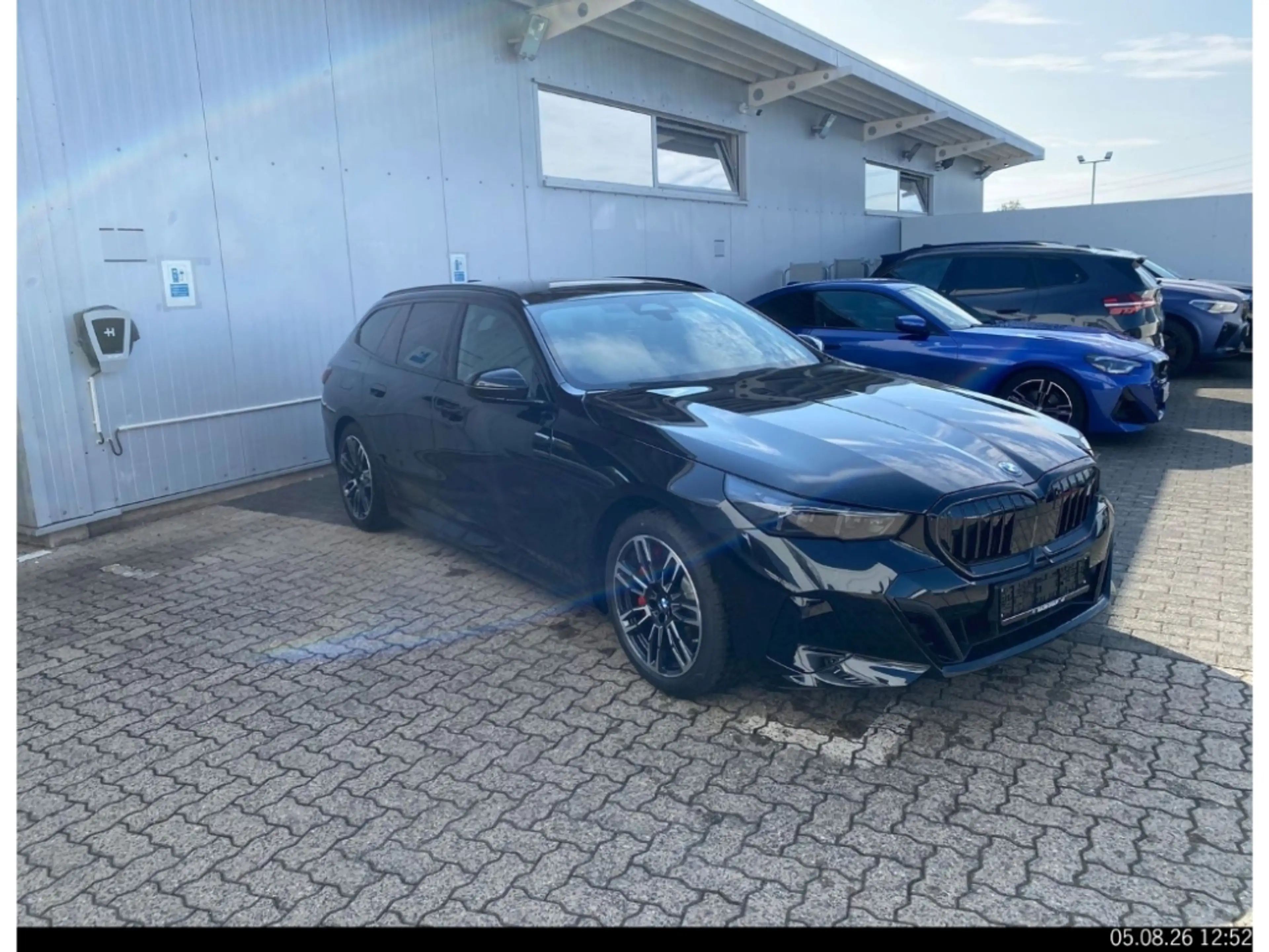 BMW i5 eDrive40 Touring Sportpaket Navi Digitales Cockpit — photo 4