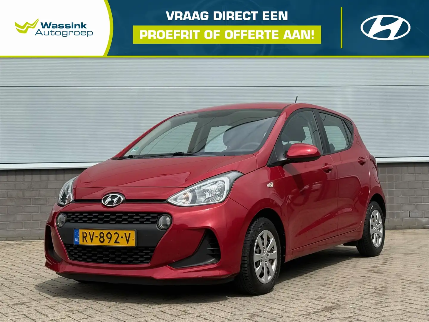 Hyundai i10 1.0i 66pk Blue Comfort | 4 Zits | Cruise Control | Rood - 1