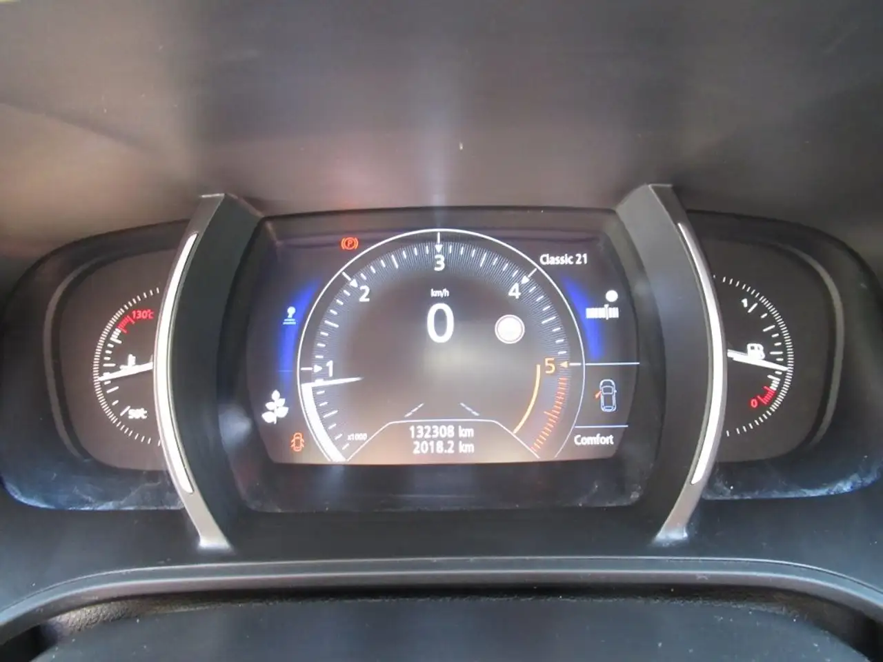 Renault Megane Berline — photo 21