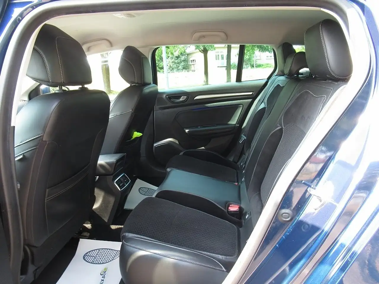 Renault Megane Berline — photo 10