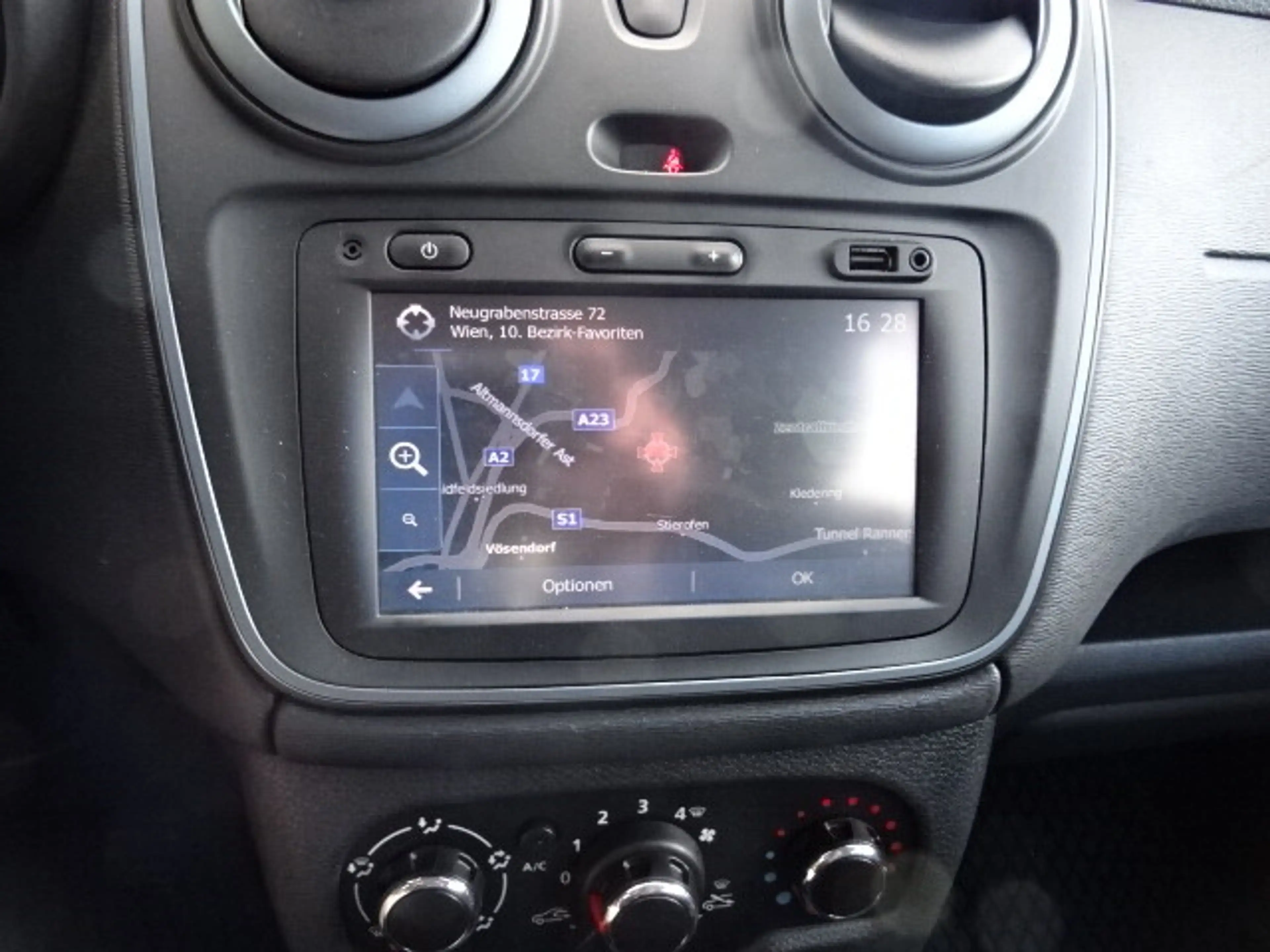 Dacia Lodgy Stepway dCi 110 S&S — photo 14