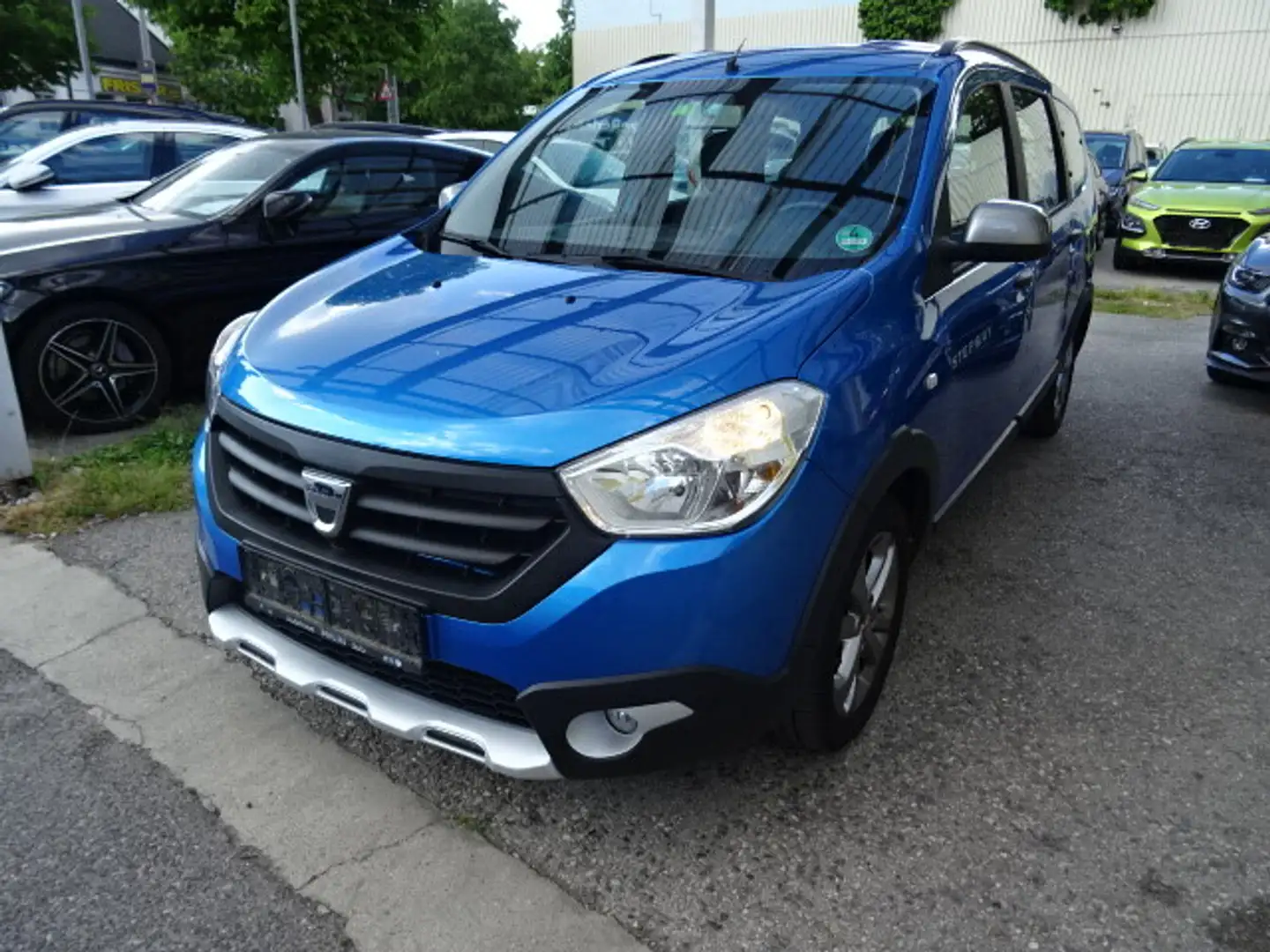 Dacia Lodgy Stepway dCi 110 S&S Blau - 1