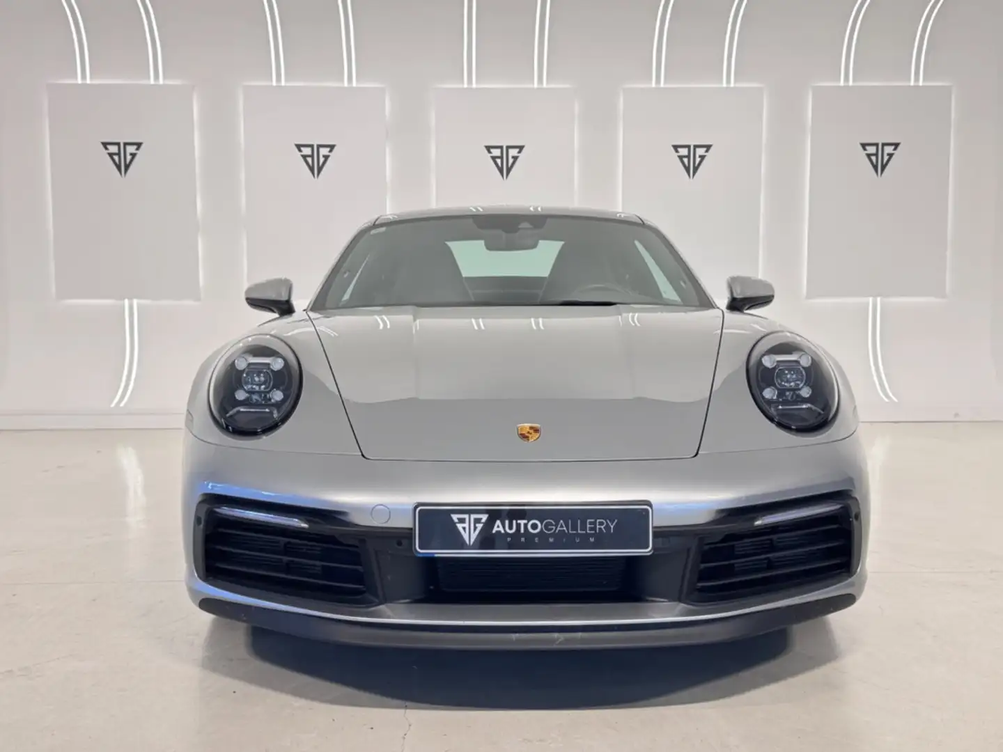 Porsche 992 Carrera Coupé PDK Plateado - 2