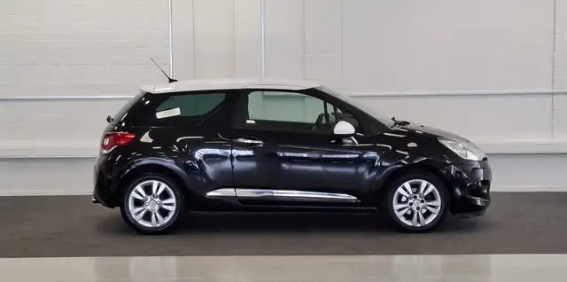 Citroen DS3 view 4