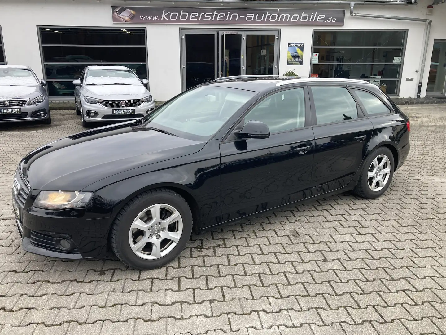 Audi A4 1.8 TFSI*Panorama,Sportsitze,Sitzheizung,Top* Noir - 1