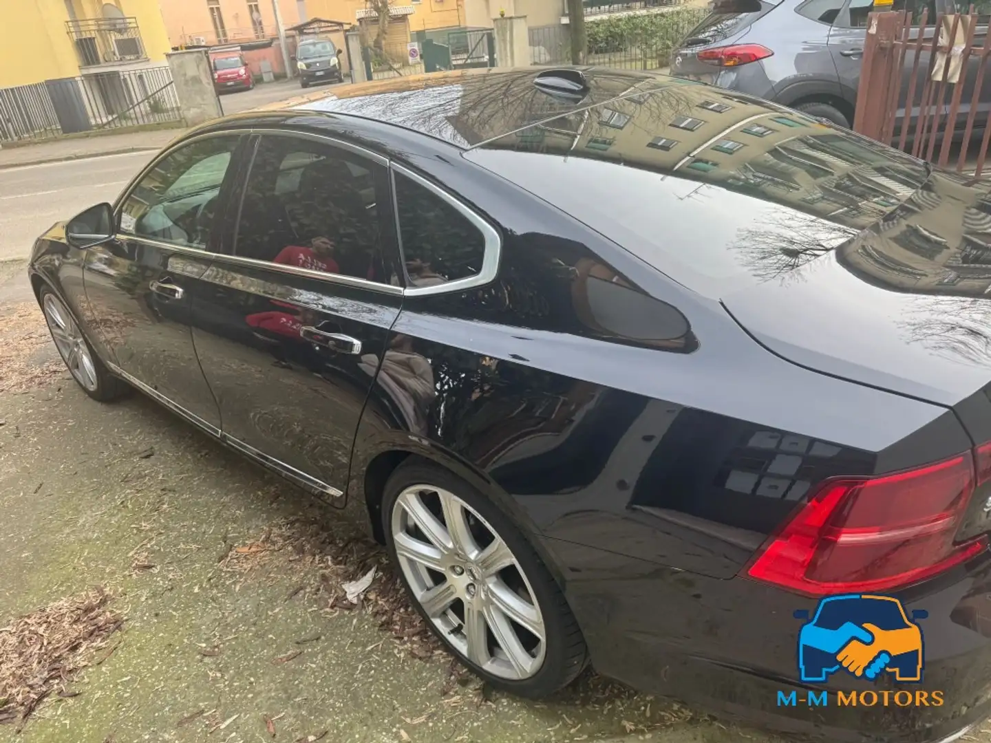 Volvo S90 2.0 d5 Inscription awd geartronic Schwarz - 2