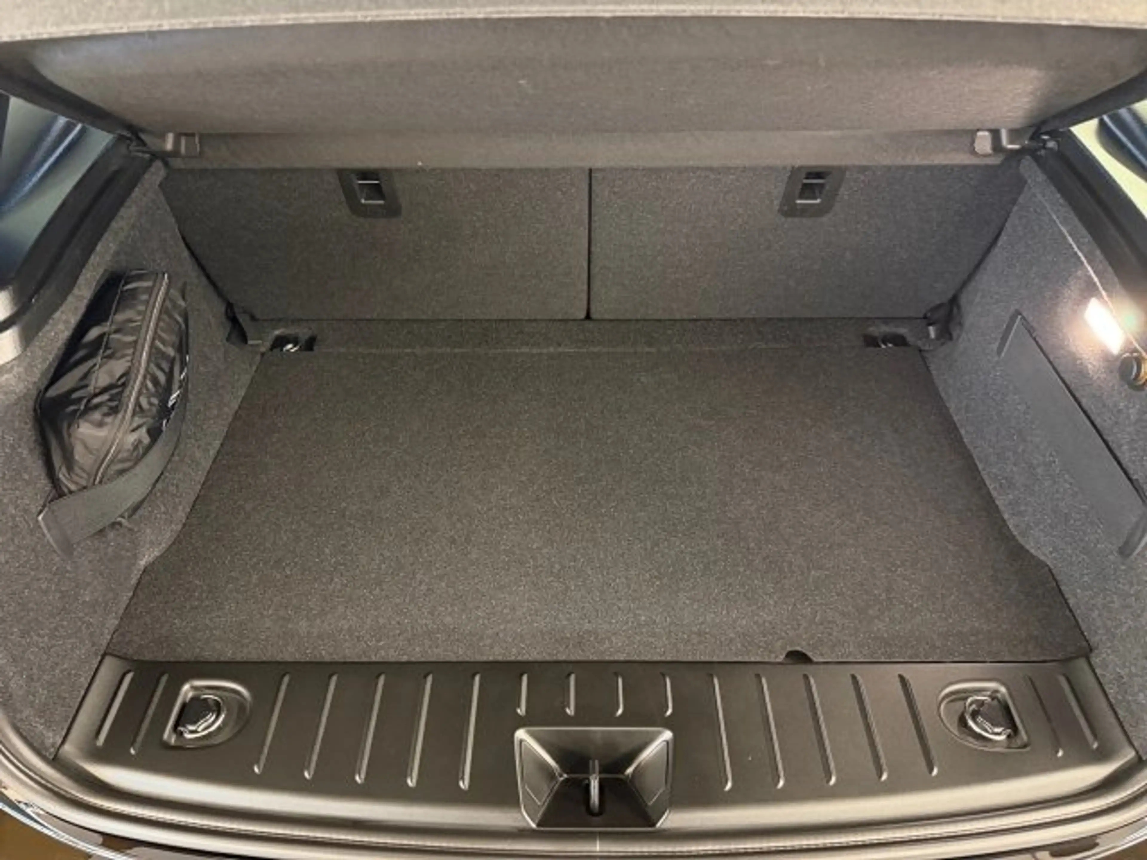 BMW i3 eDrive BEV i01 IB1 — photo 13