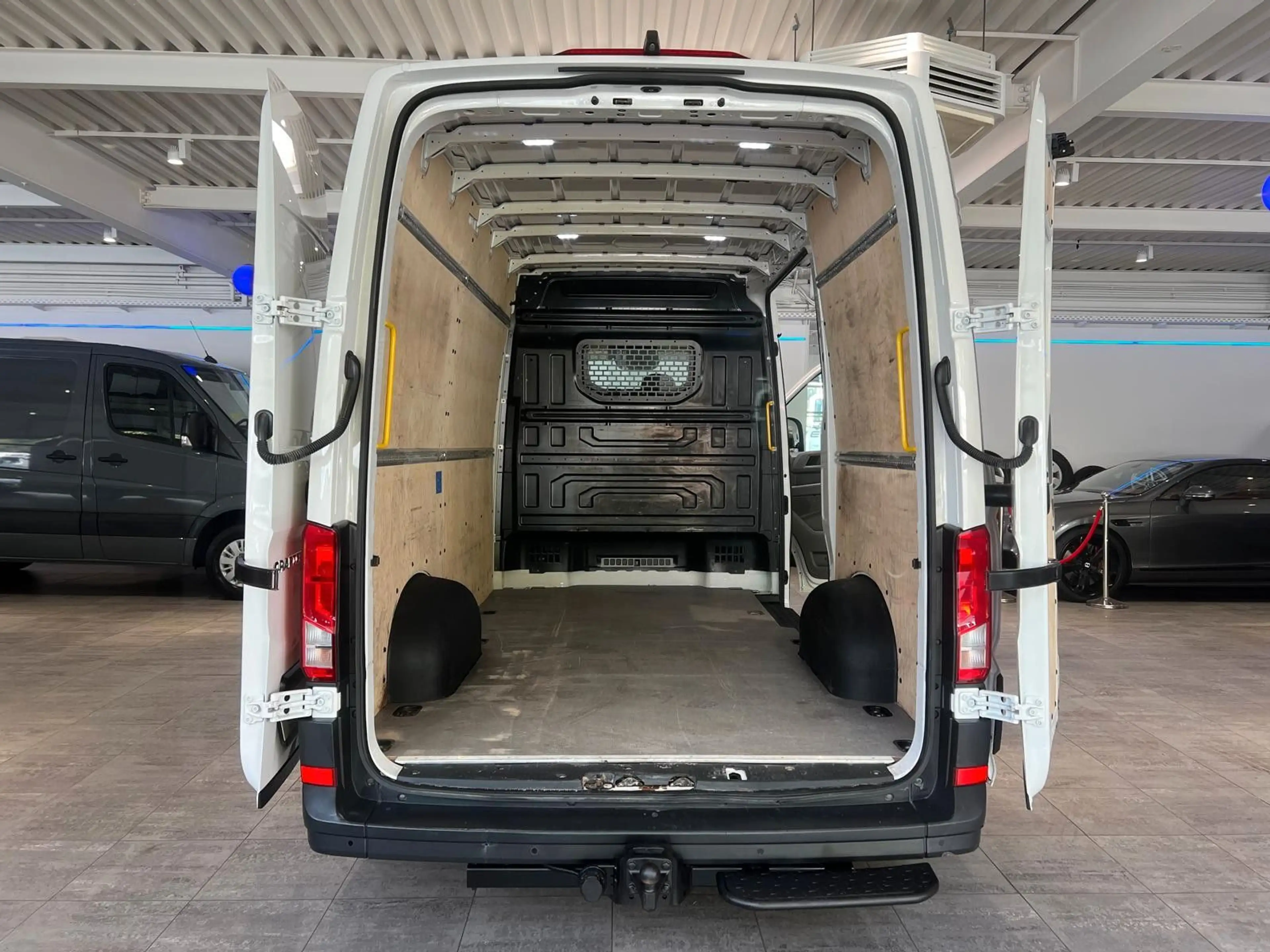 Volkswagen Crafter TDI Hoch+Lang*L2-H2*Garantie*AHK*Klima* — photo 6