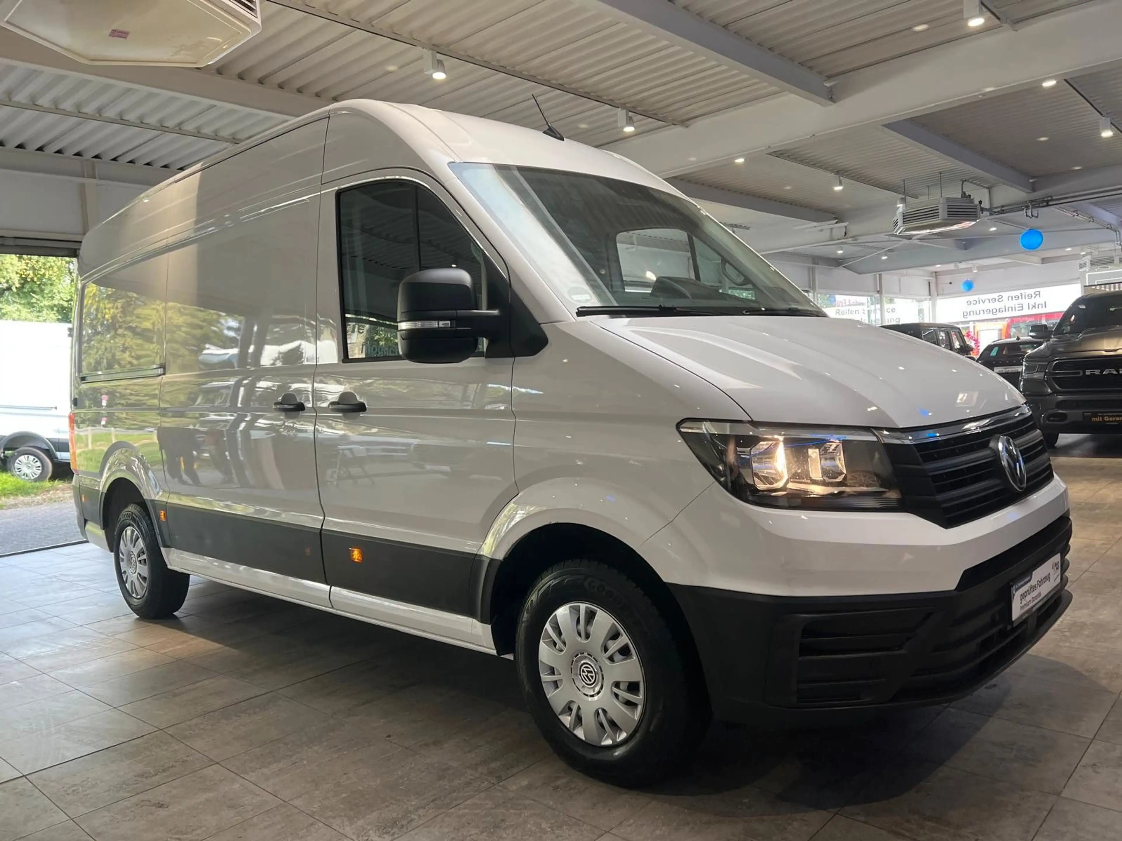 Volkswagen Crafter TDI Hoch+Lang*L2-H2*Garantie*AHK*Klima* — photo 4
