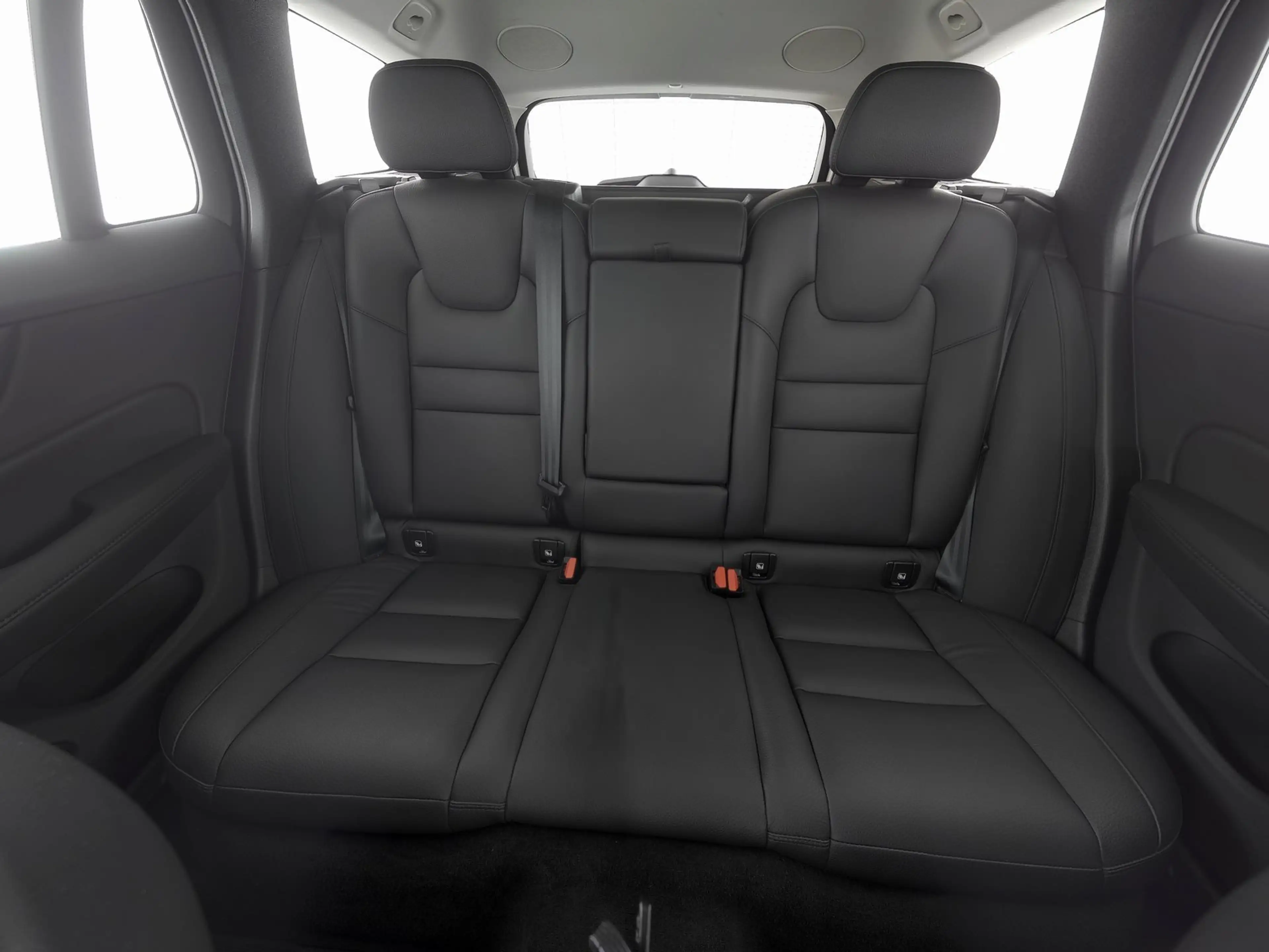 Volvo V60 Cross Country B4 AWD Plus ACC*H&K-SOUND — photo 4