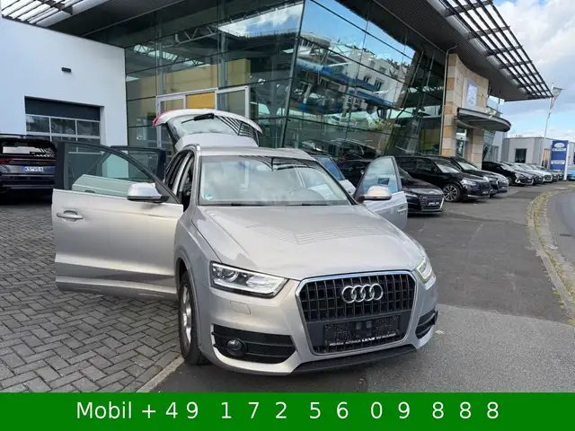 Audi Q3 view 4