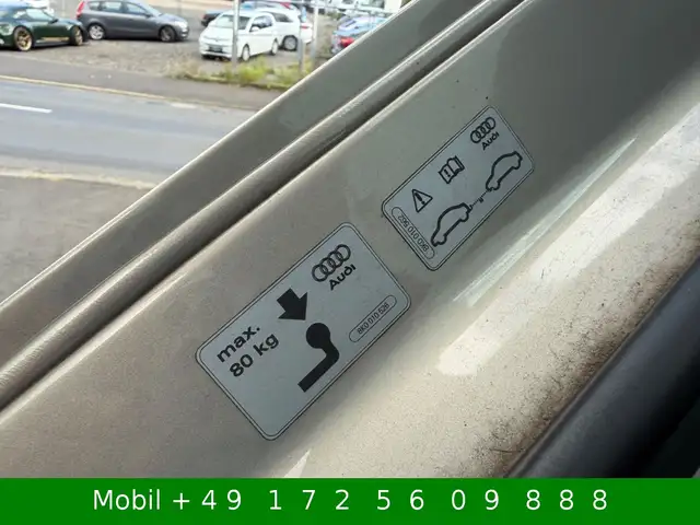 Audi Q3 view 13