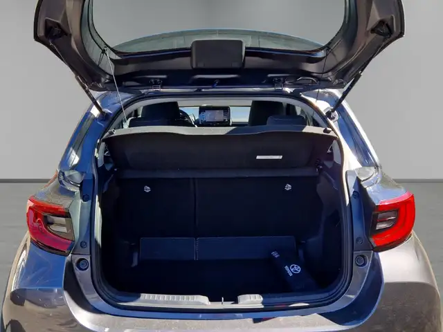 Toyota Yaris view 9