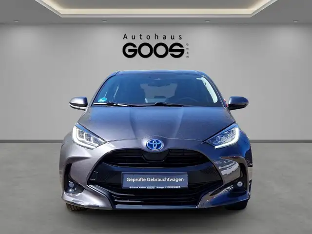 Toyota Yaris view 8