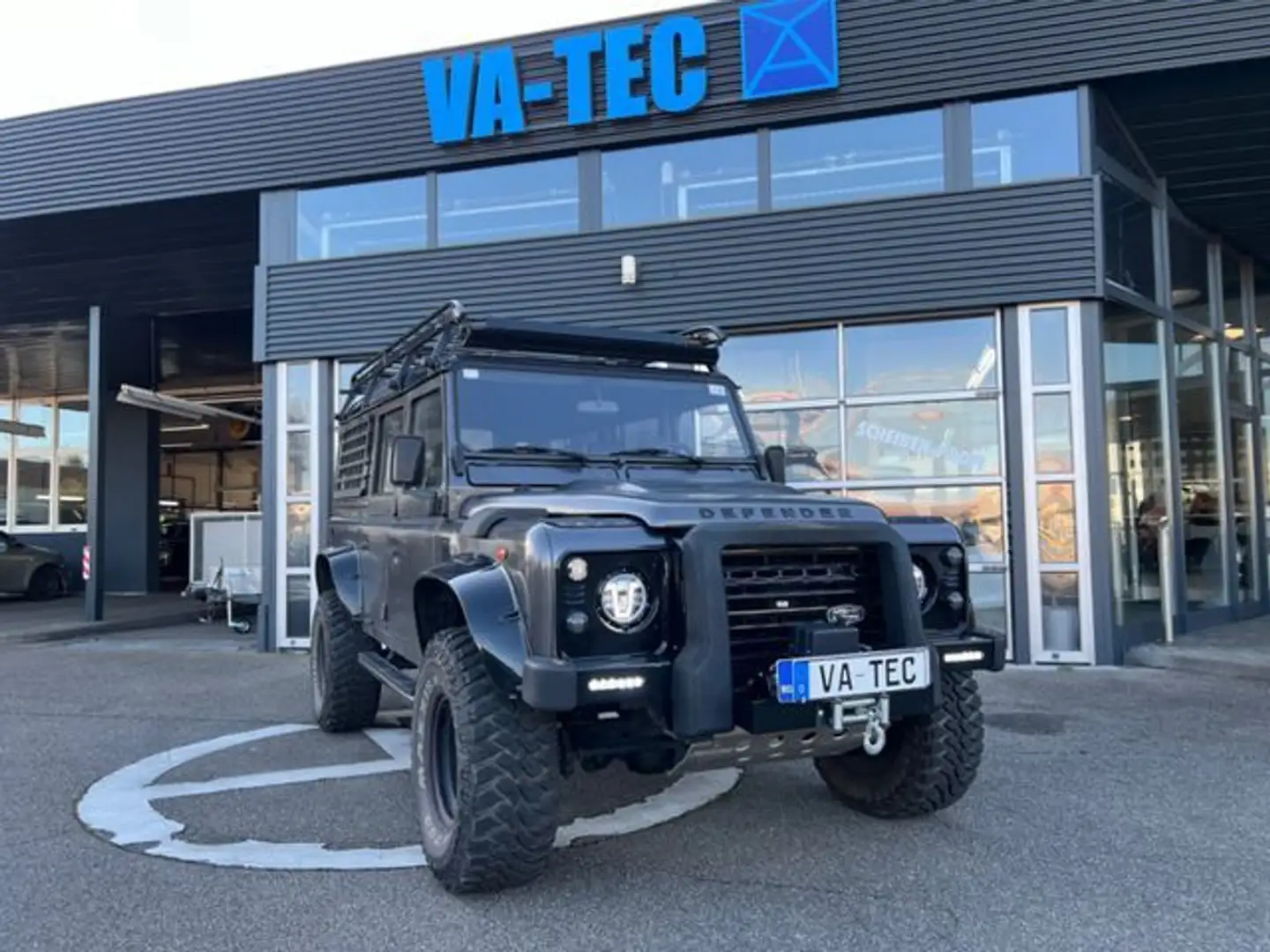Land Rover Defender Rover  110 S/W Land Gri - 1