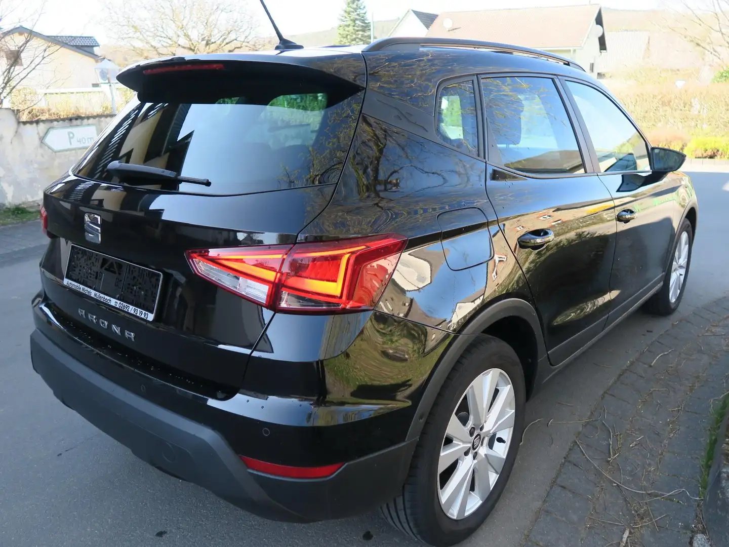 SEAT Arona Style Schwarz - 2