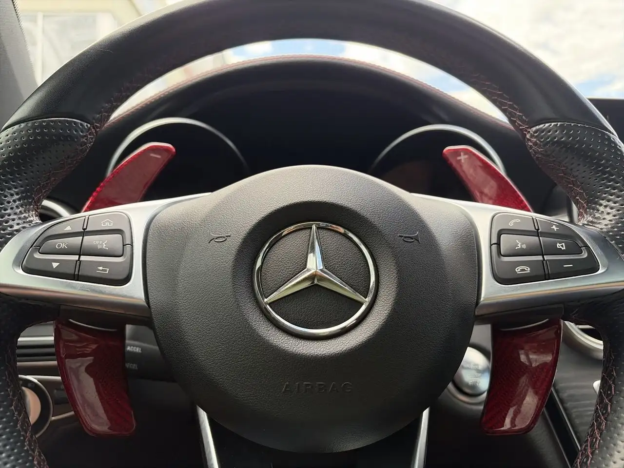 Mercedes-Benz C-Class photo Mercedes-Benz C-Class