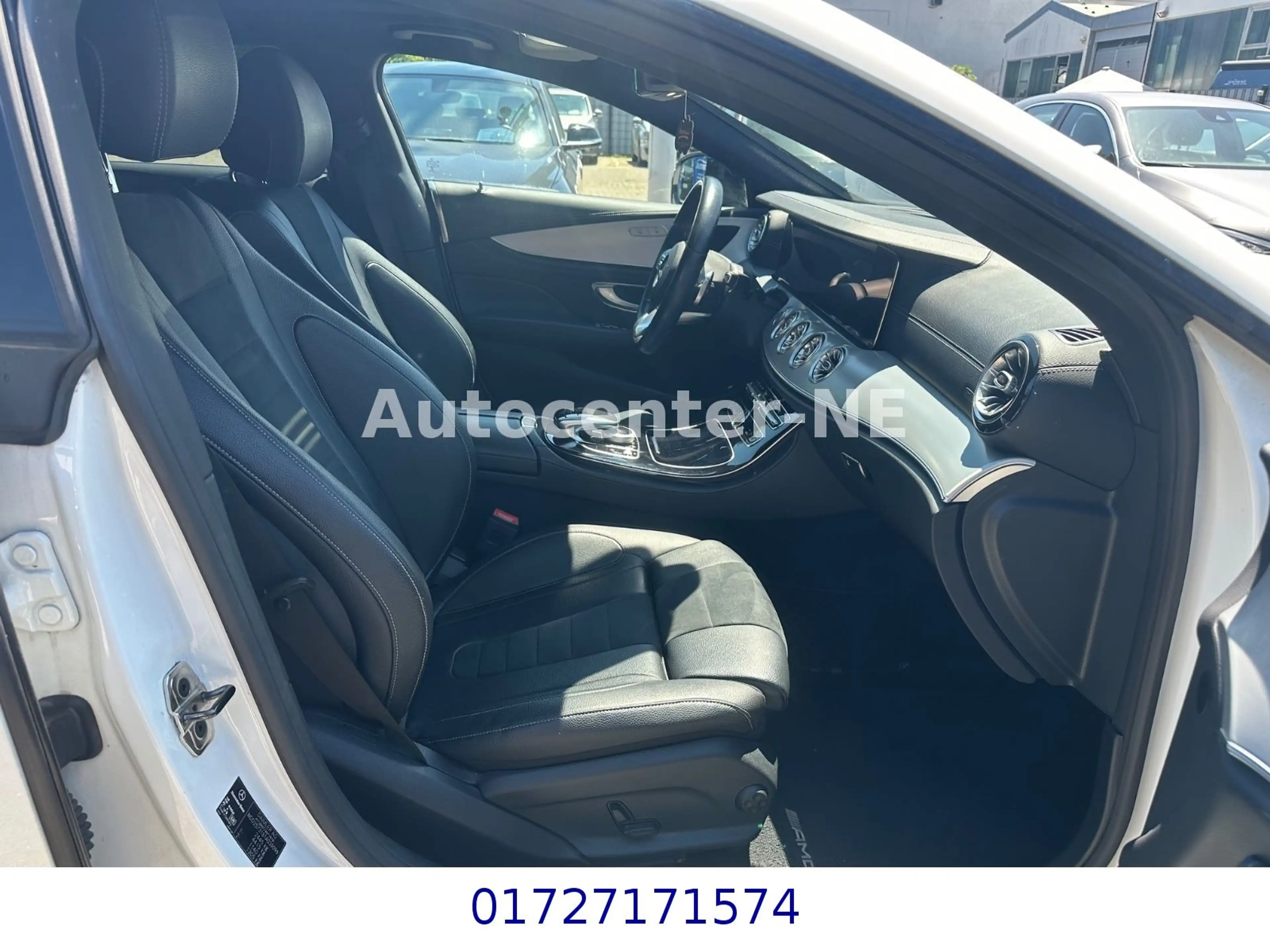 Mercedes-Benz CLS 300 d/AMG-Line/Navi/Leder/Kamara/ESSD/Top — photo 9