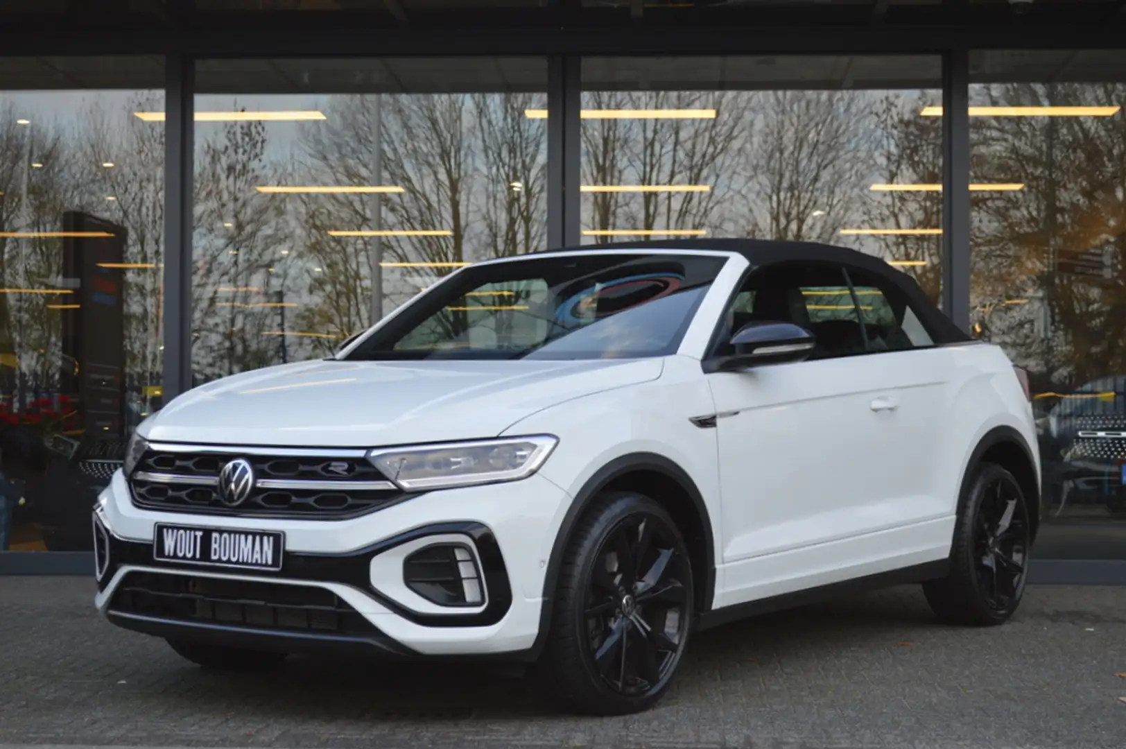 Volkswagen T-Roc Cabrio 1.5 TSI R-Line DSG Led Leder Navi Virtual A Weiß - 2