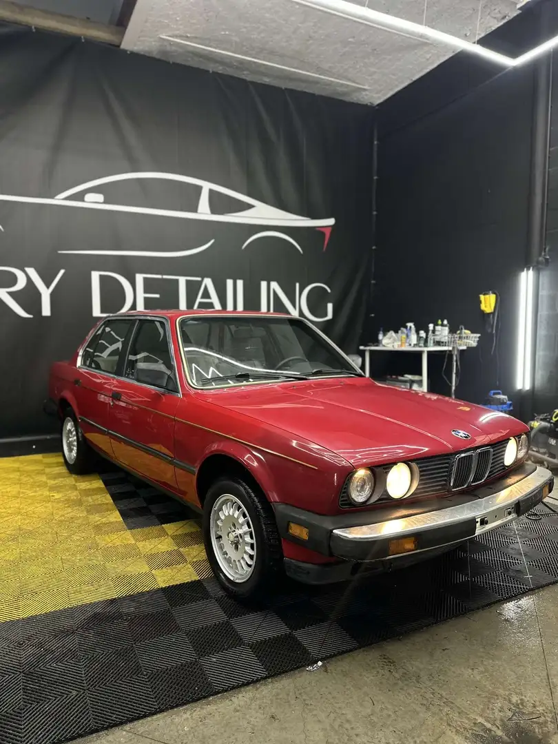 BMW 318 - 1
