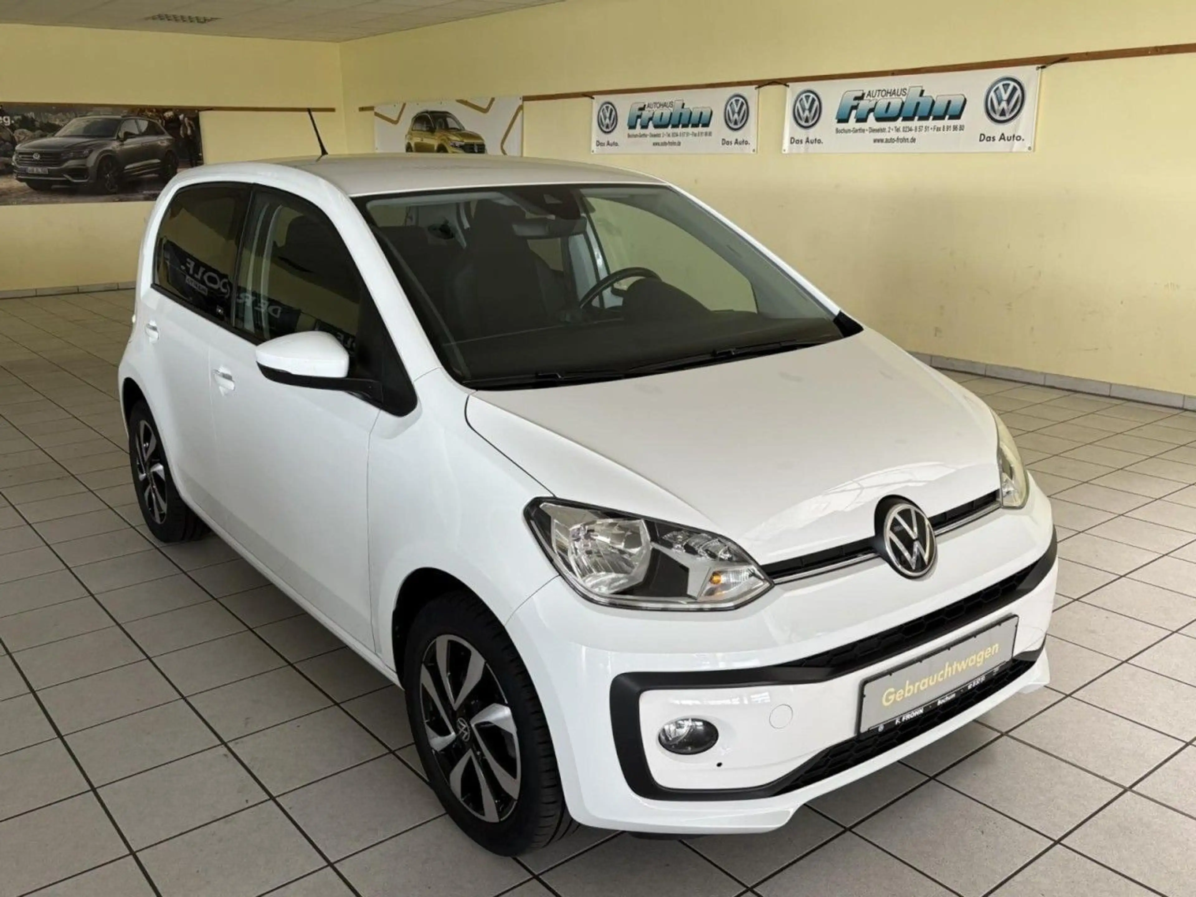 Volkswagen up! Active — photo 2