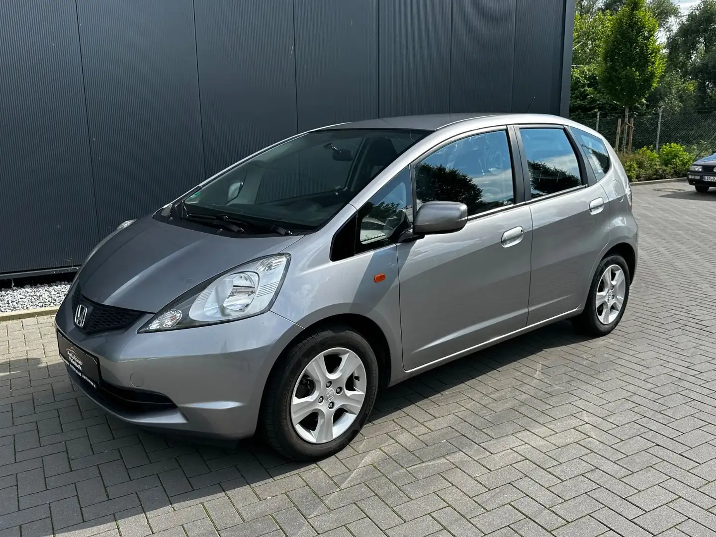 Honda Jazz 1.2 Trend Plateado - 1