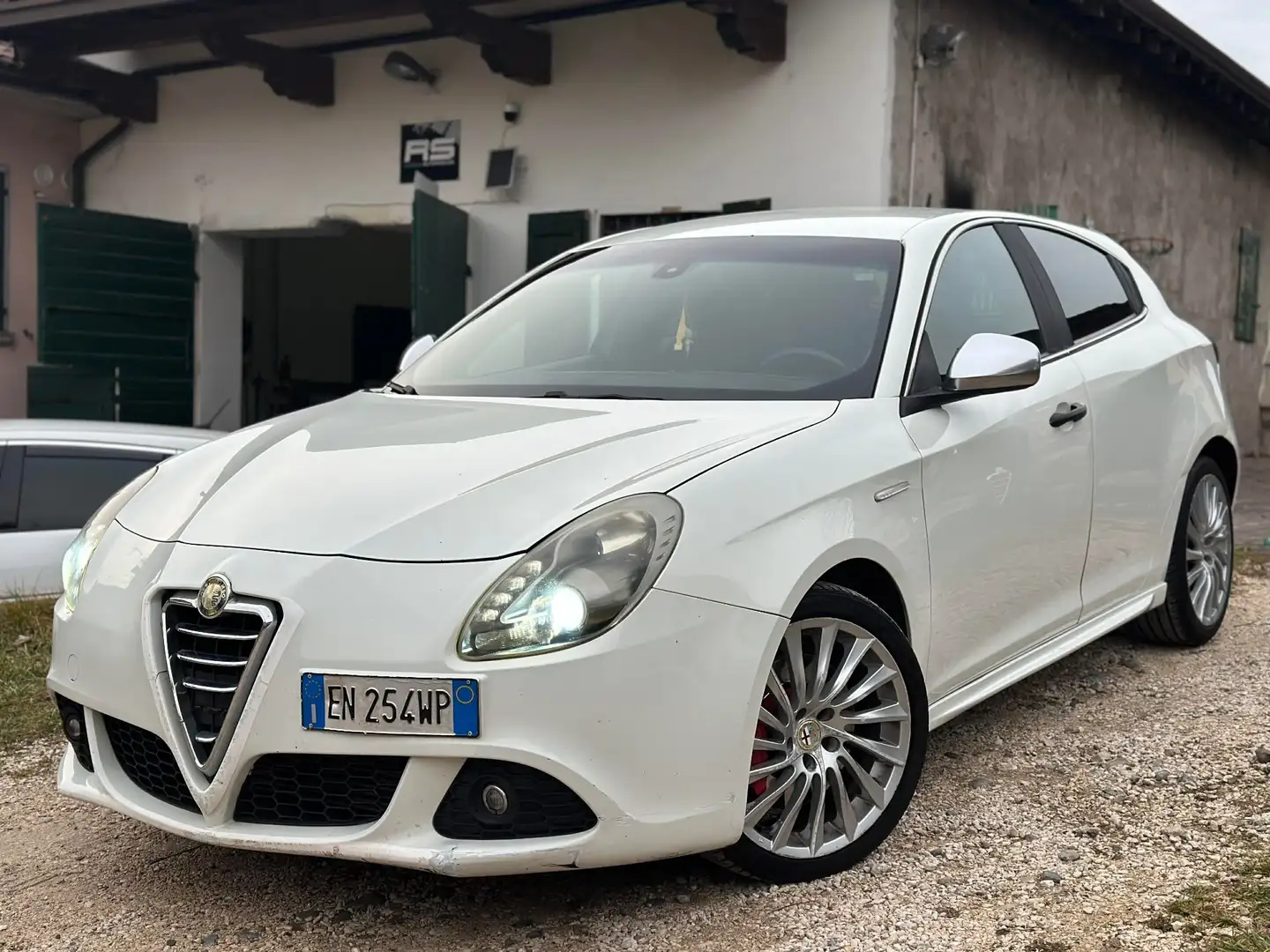 Alfa Romeo Giulietta Giulietta 1.6 JTDm-2 105 CV Exclusive White - 1