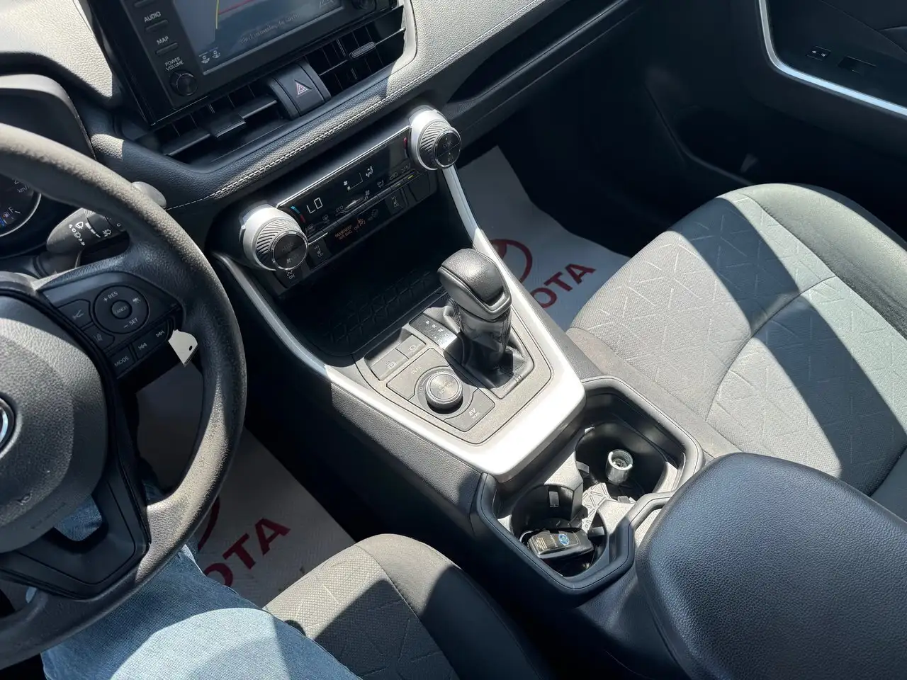 Toyota RAV 4 photo Toyota RAV 4