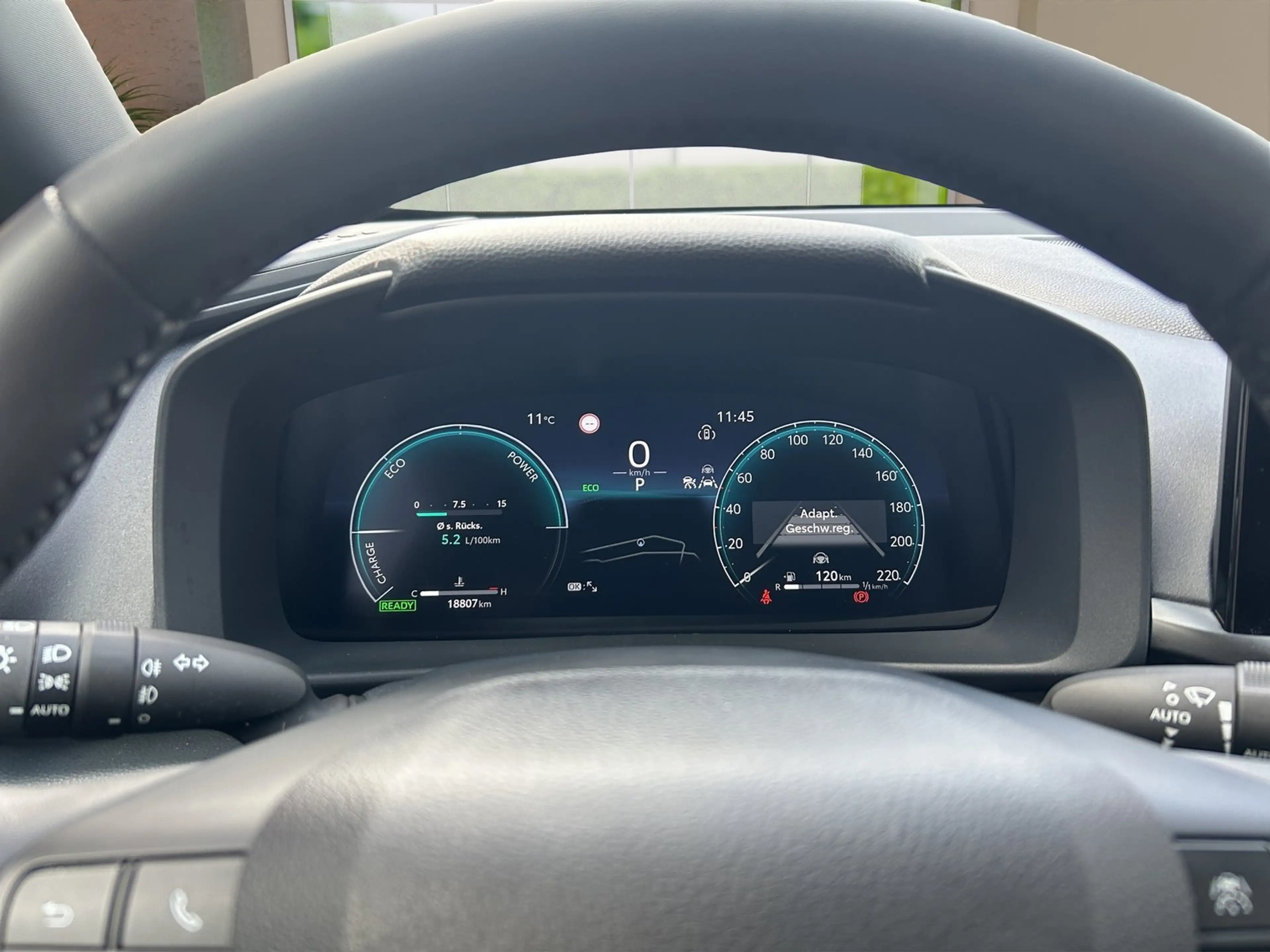 Toyota C-HR 2.0 Hybrid Team Deu.~AHK~Navi~SHZ~ — photo 11