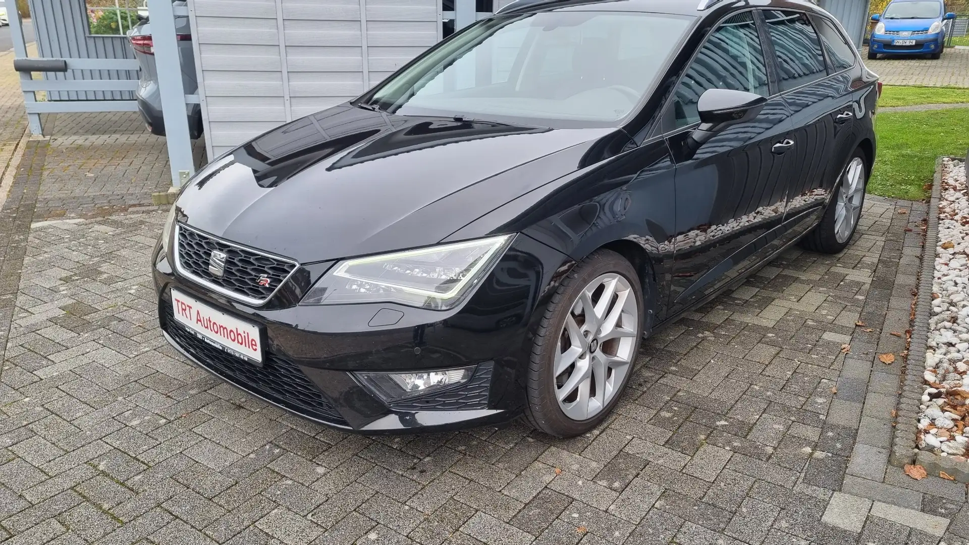 SEAT Leon Leon FR Ausstattung Navi Klimaauto Sitzh. 1. Hand Schwarz - 2