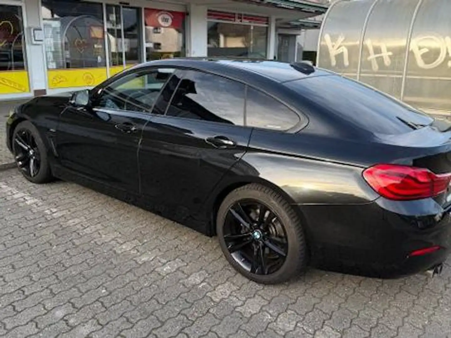 BMW 420 4er Gran Coupe 420i Gran Coupe Sport-Aut. Sport Li Schwarz - 1