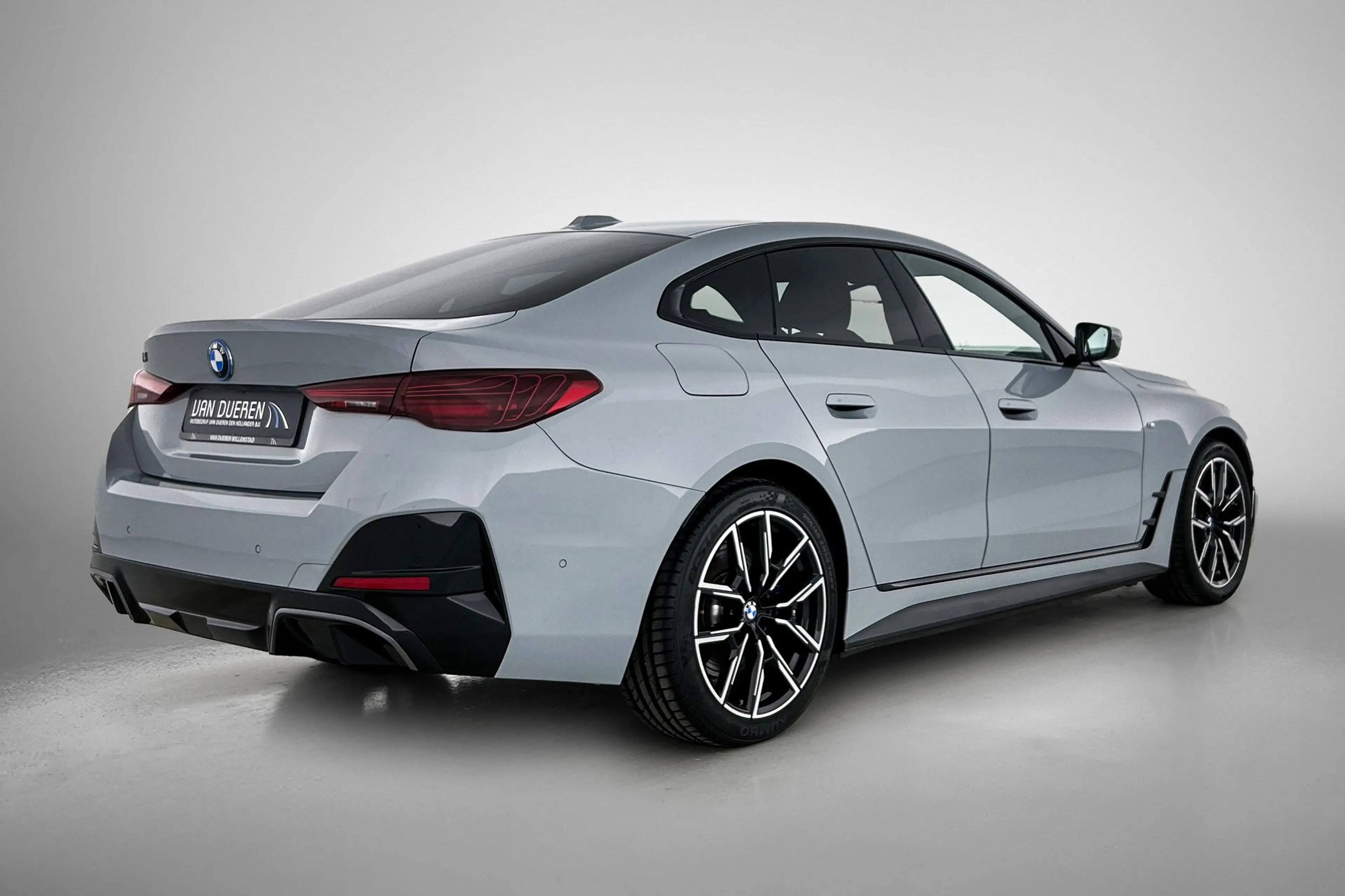 BMW i4 eDrive40 M Sport Edition 84 kWh Driv. Assist prof. — photo 7