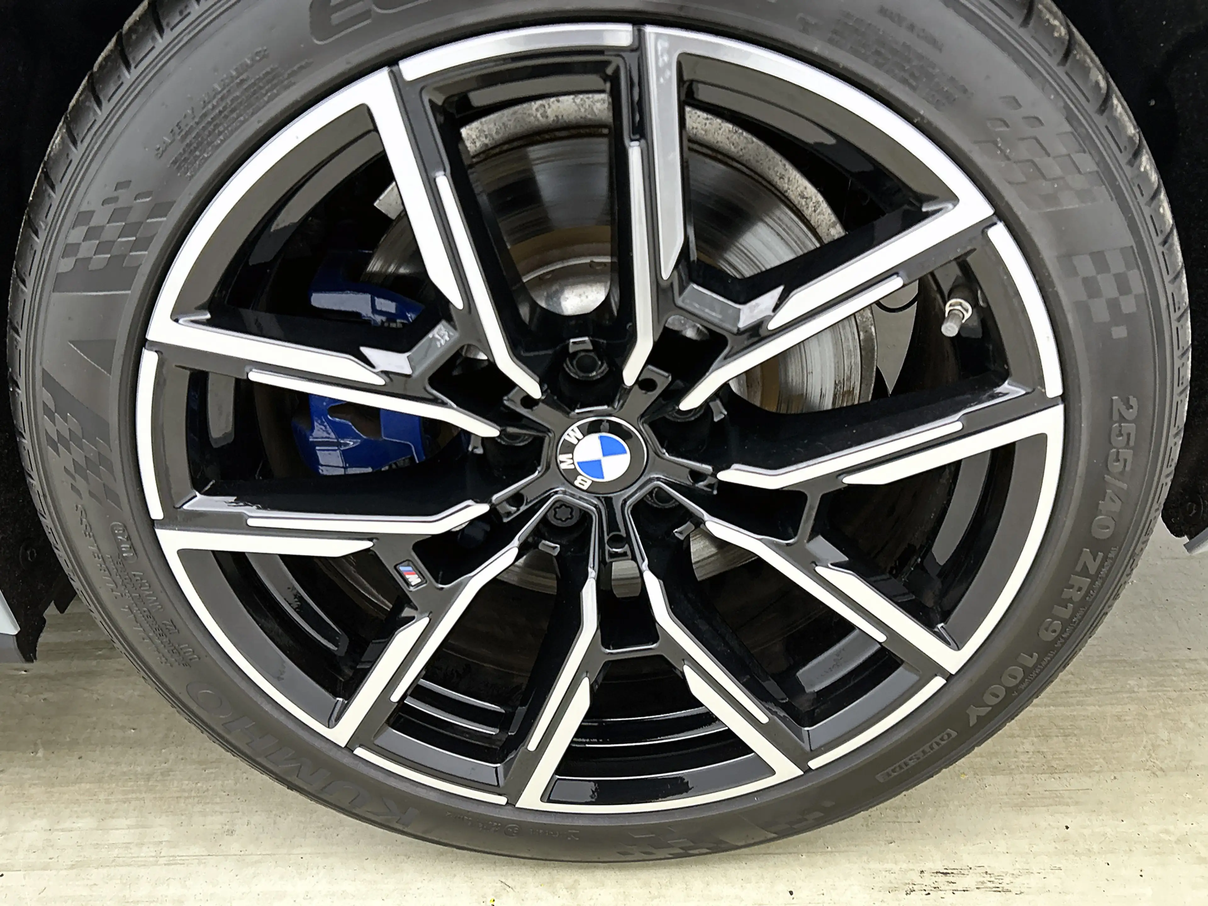 BMW i4 eDrive40 M Sport Edition 84 kWh Driv. Assist prof. — photo 33