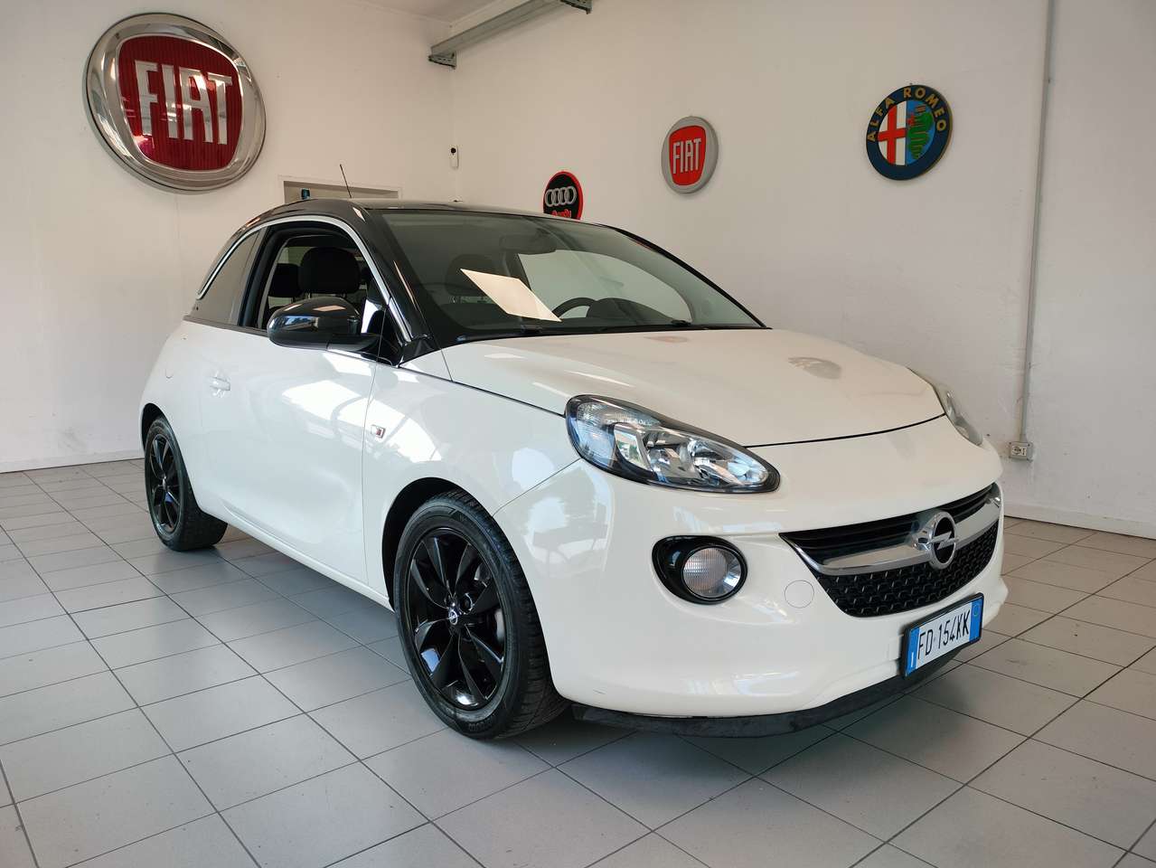 Opel Adam 1.2 BENZINA 70cv E6