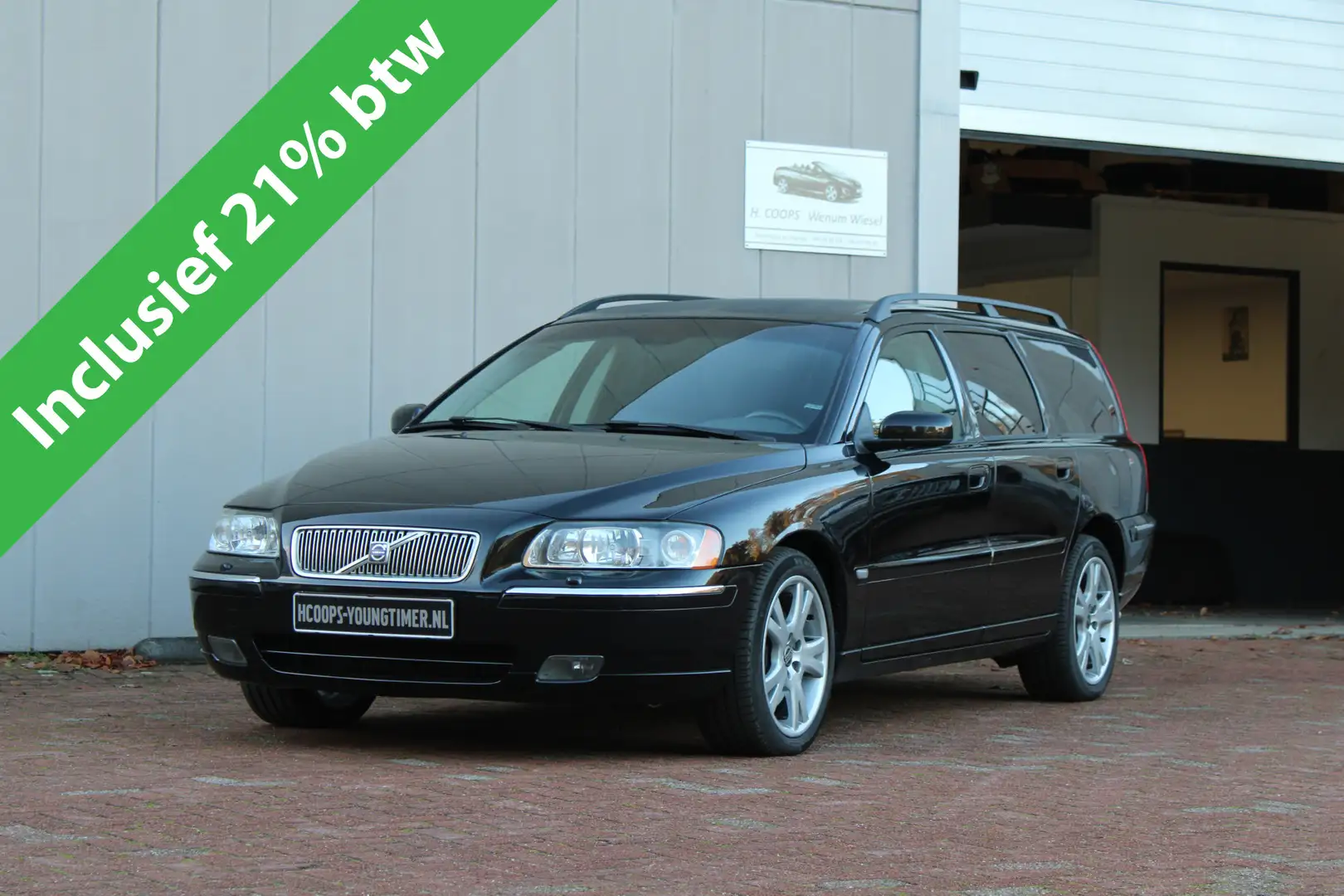 Volvo V70 2.4 T5 AUTOMAAT YOUNGTIMER incl. 21% BTW Negro - 1