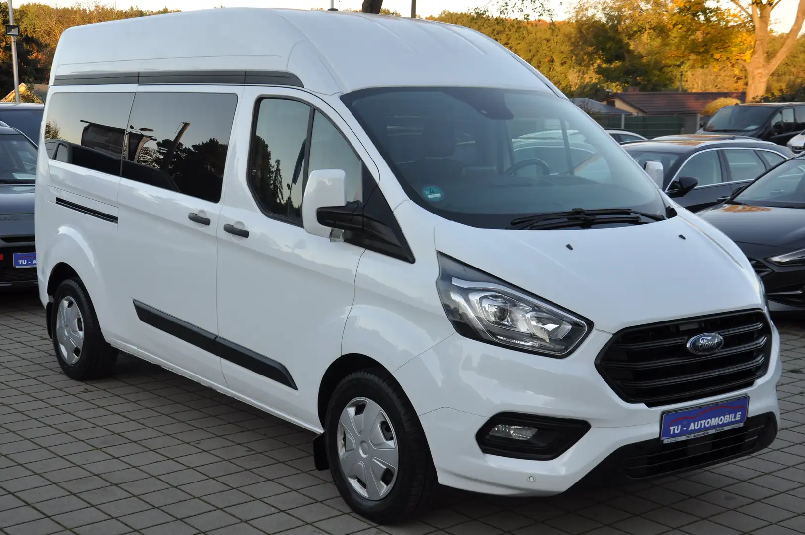 Ford Transit Custom Transit Custom 340 L2 NAV-KAM-AHK-SHZG-9Sitzer Blanc - 1