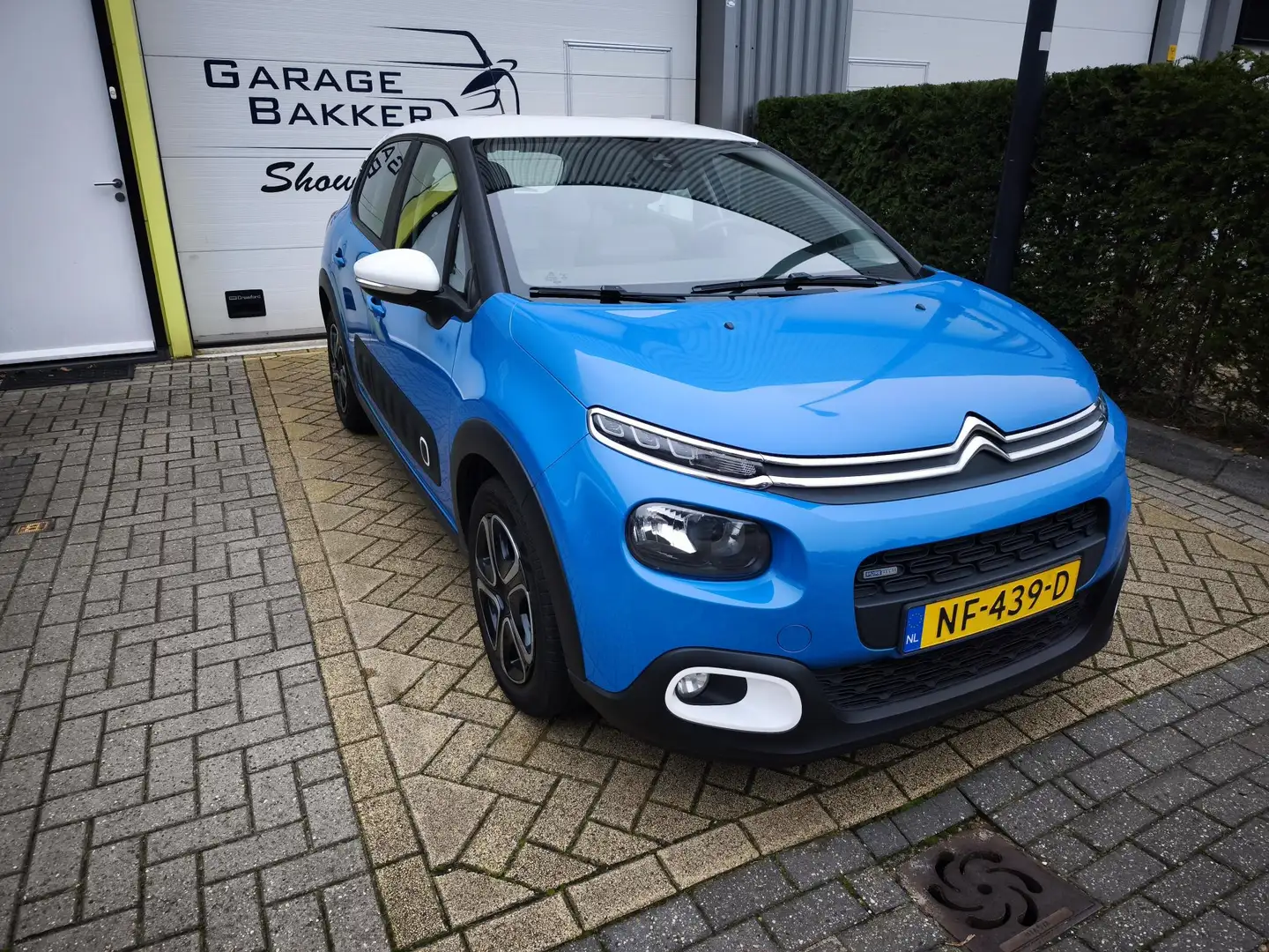 Citroen C3 1.2 PureTech Feel Navi | Apple Carplay | Elek. ram Blauw - 1