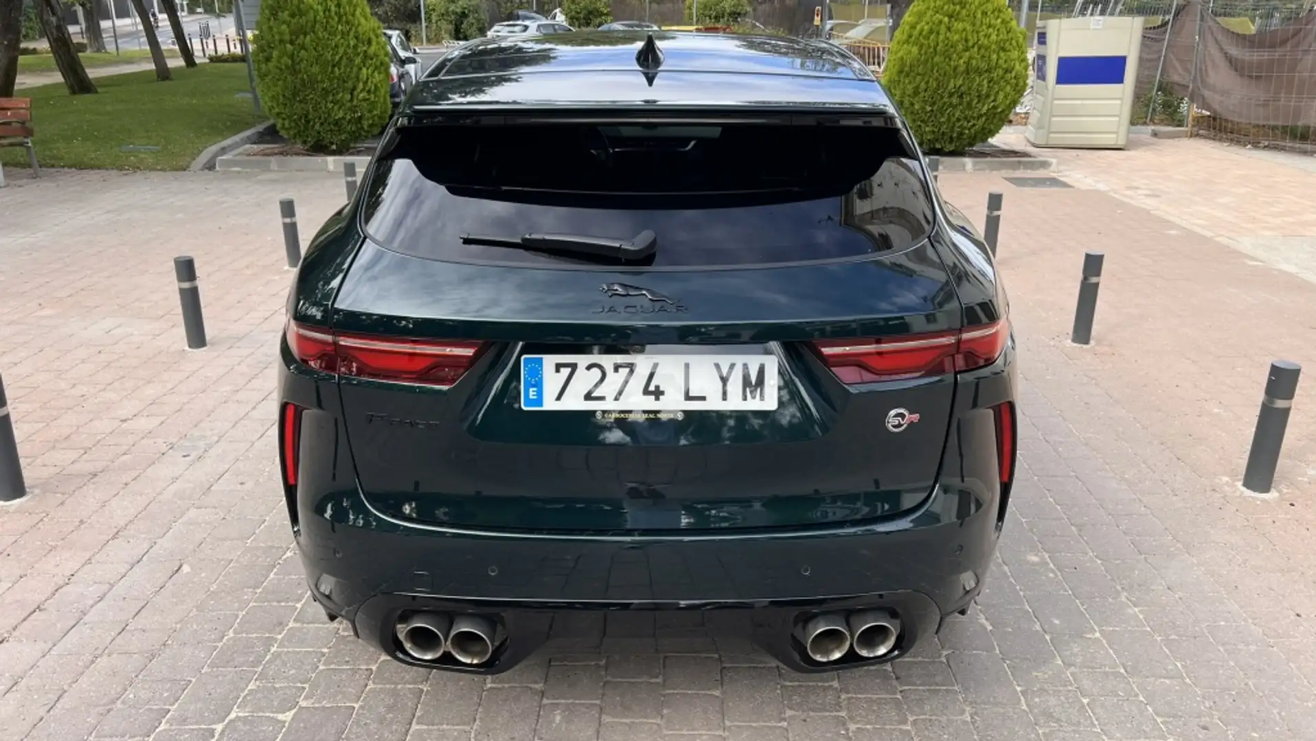 Jaguar F-Pace 5.0 V8 SVR Aut. AWD 550 Verde - 2