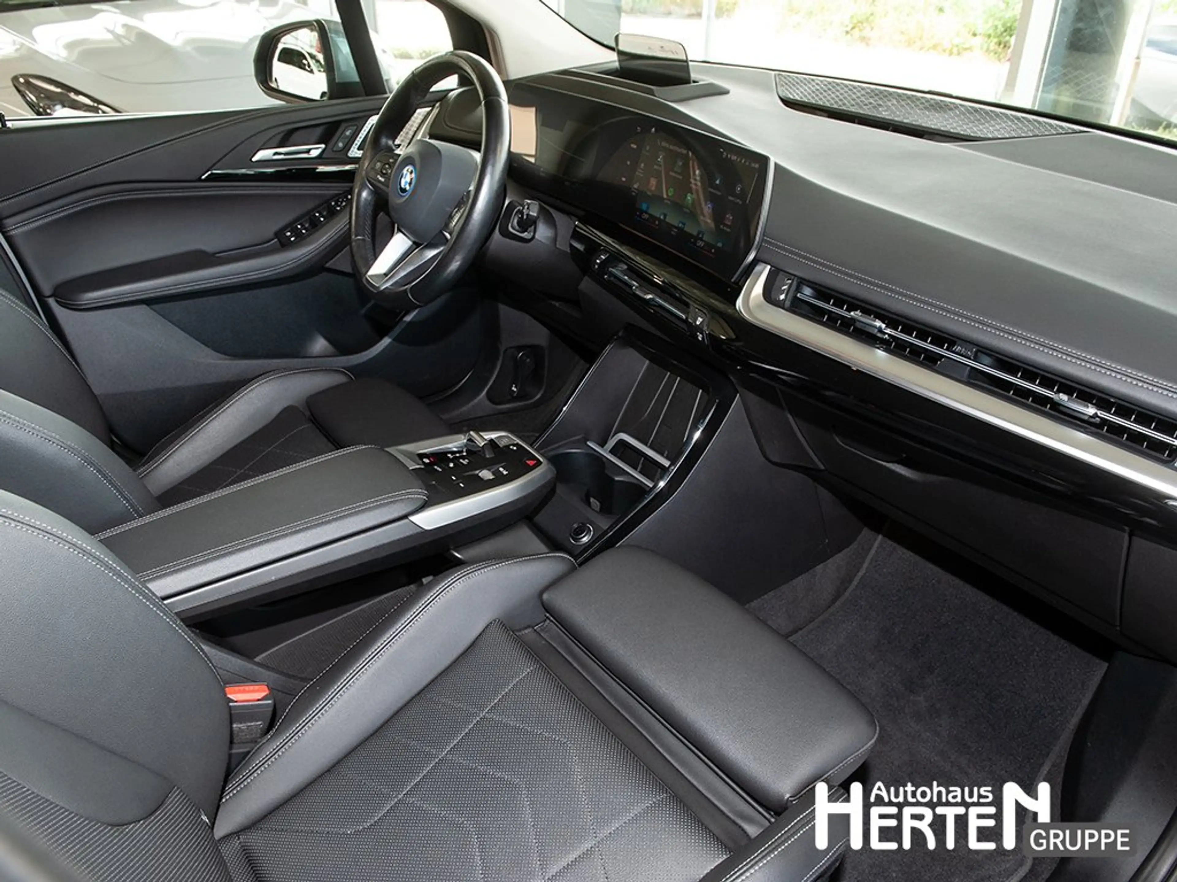 BMW 230 e xDrive Active Tourer LED+HEAD-UP+RÜCKFAHRK. — photo 6