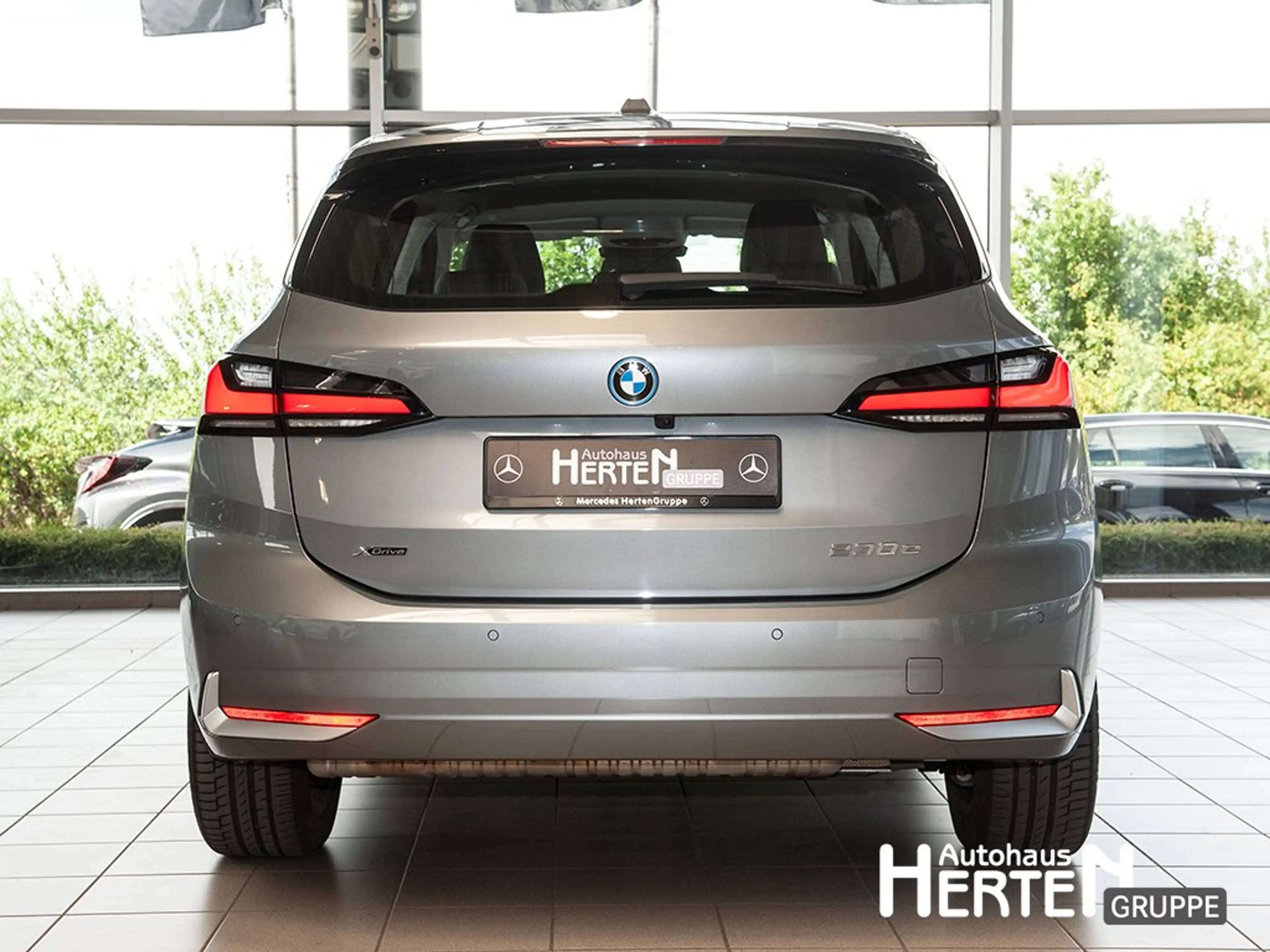 BMW 230 e xDrive Active Tourer LED+HEAD-UP+RÜCKFAHRK. — photo 4